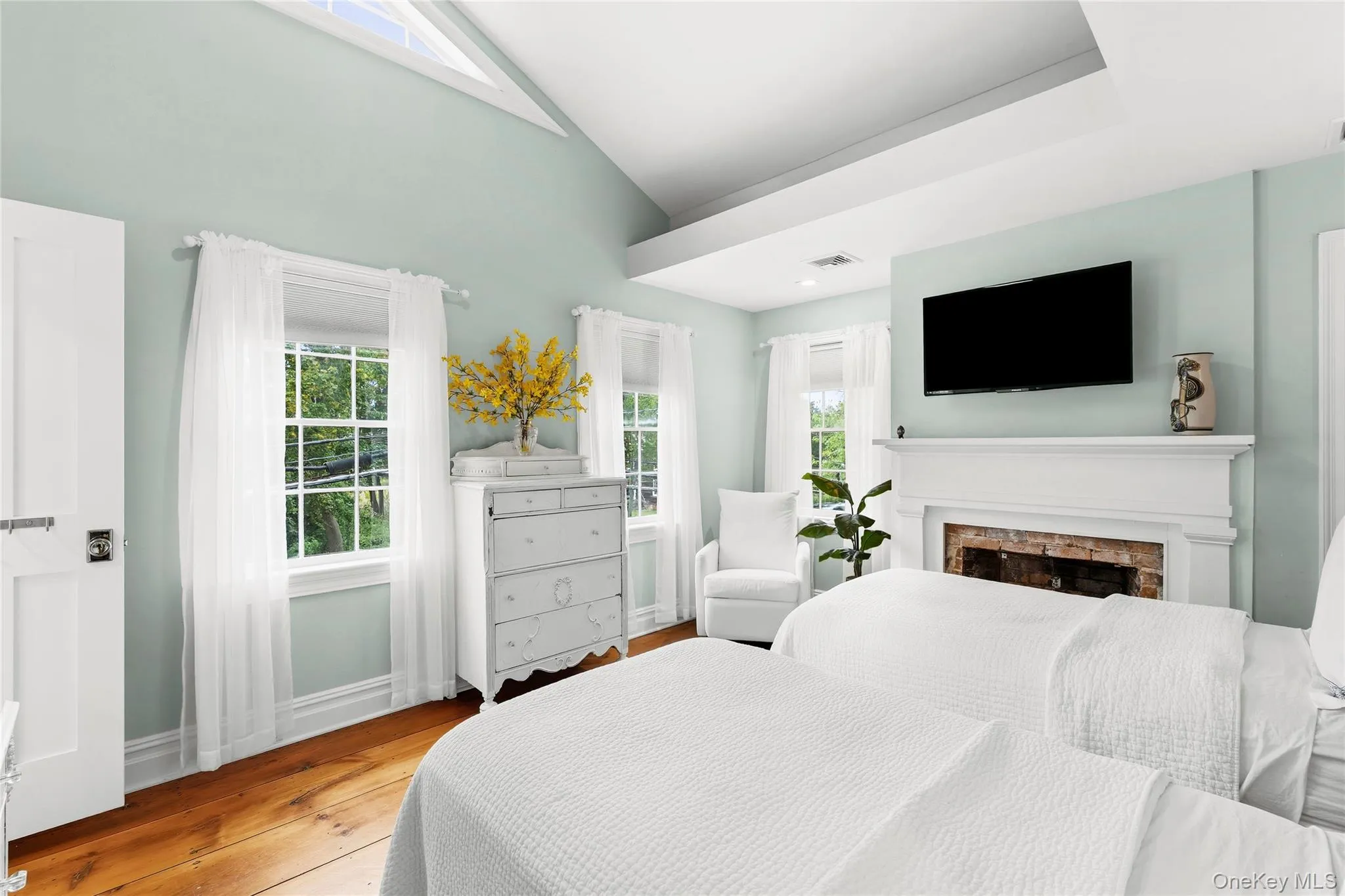 311 Main Street, Southampton, New York 11963