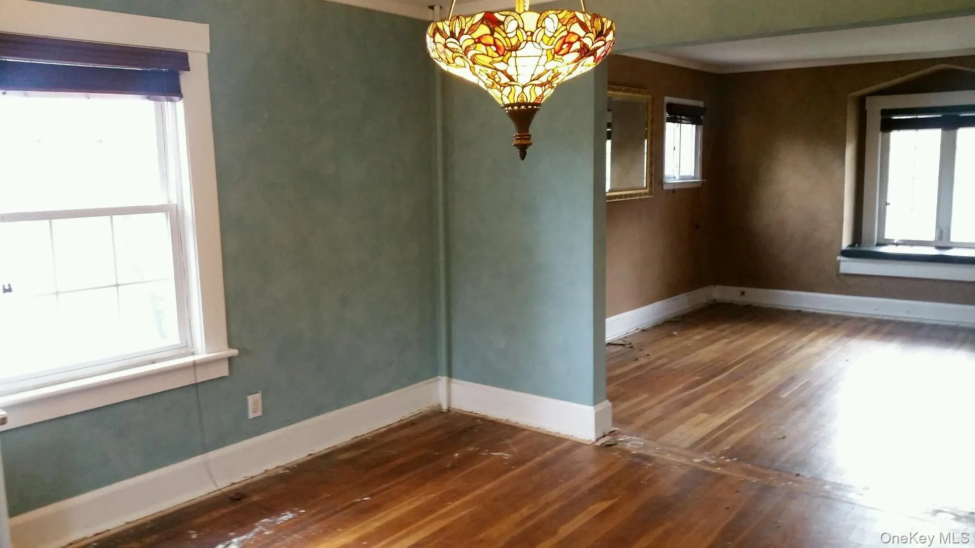 40-09 208th Street, New York, NY, 1 Bedroom Bedrooms, 4 Room Rooms,1 BathroomBathrooms,Residential Lease,For Rent,208th,0,1058975 40-09 208th Street, New York, NY, 1 Bedroom Bedrooms, 4 Room Rooms,1 BathroomBathrooms,Residential Lease,For Rent,208th,0,1058975