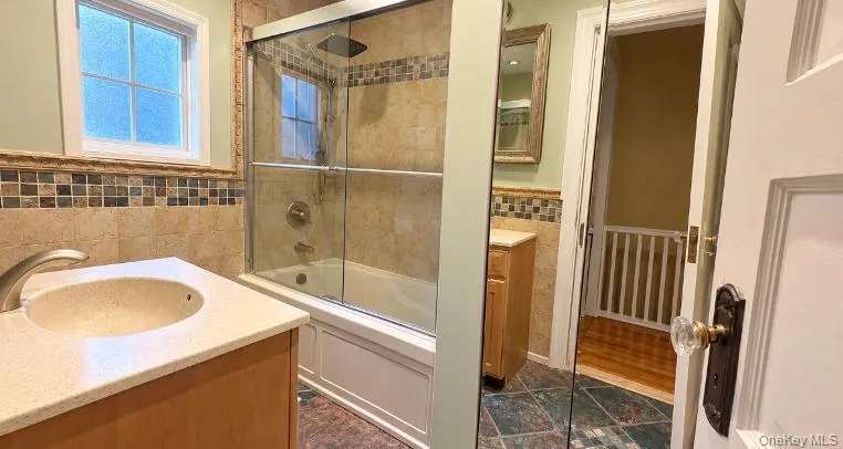 40-09 208th Street, New York, NY, 1 Bedroom Bedrooms, 4 Room Rooms,1 BathroomBathrooms,Residential Lease,For Rent,208th,0,1058975 40-09 208th Street, New York, NY, 1 Bedroom Bedrooms, 4 Room Rooms,1 BathroomBathrooms,Residential Lease,For Rent,208th,0,1058975