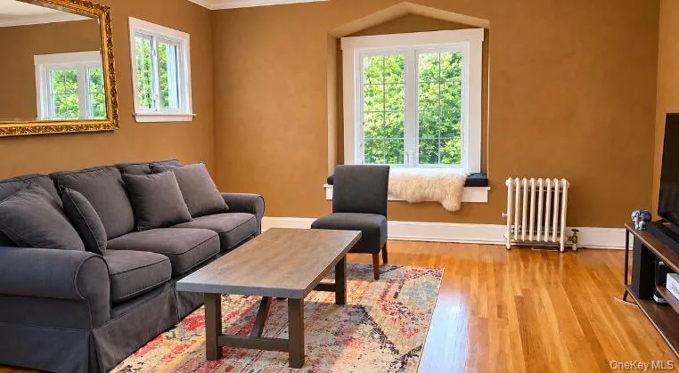 40-09 208th Street, New York, NY, 1 Bedroom Bedrooms, 4 Room Rooms,1 BathroomBathrooms,Residential Lease,For Rent,208th,0,1058975 40-09 208th Street, New York, NY, 1 Bedroom Bedrooms, 4 Room Rooms,1 BathroomBathrooms,Residential Lease,For Rent,208th,0,1058975