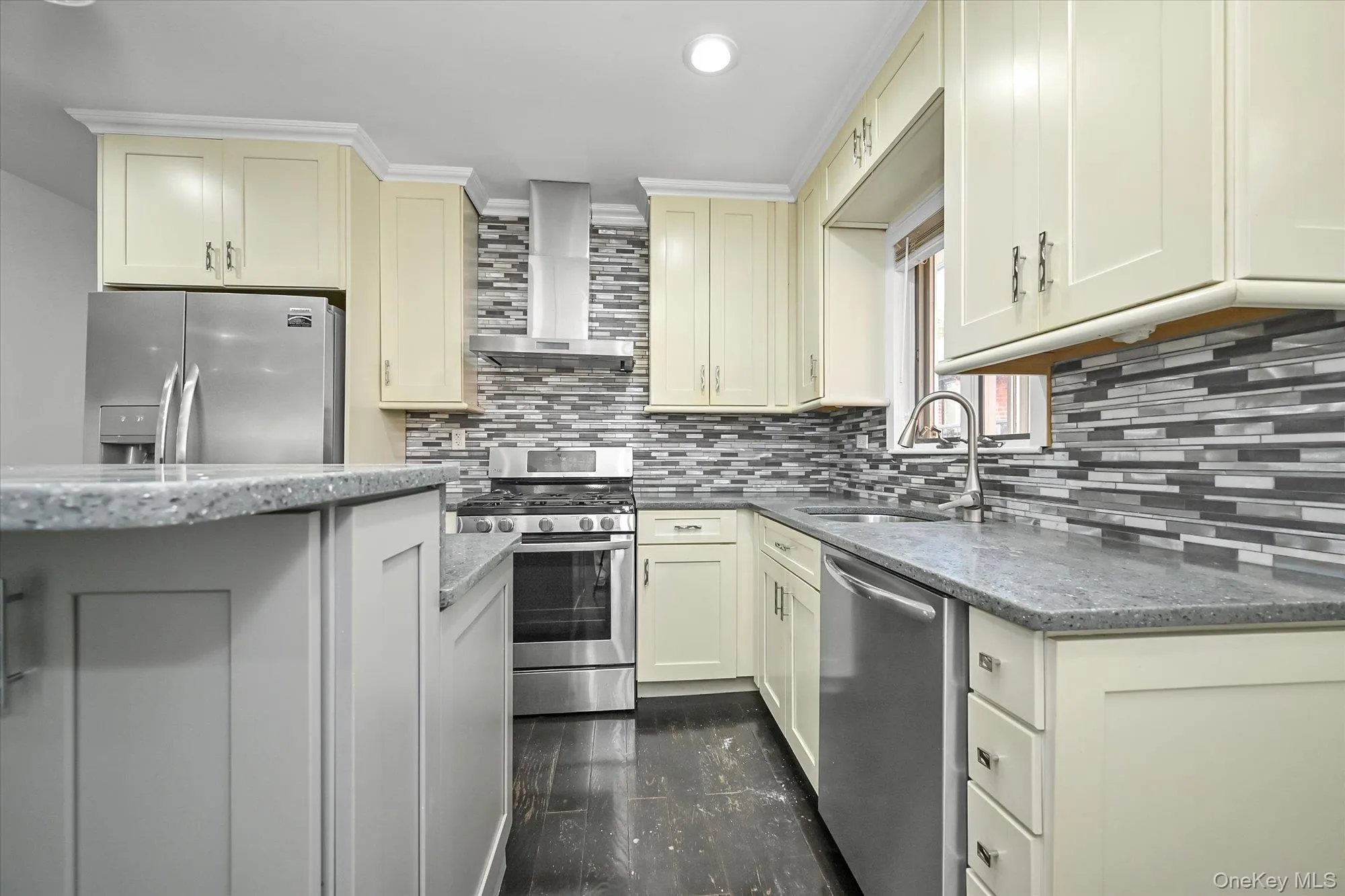 20911 85th Avenue, New York, NY, 4 Bedroom Bedrooms, 12 Room Rooms,2 BathroomBathrooms,Residential Lease,For Rent,85th,0,1058977 20911 85th Avenue, New York, NY, 4 Bedroom Bedrooms, 12 Room Rooms,2 BathroomBathrooms,Residential Lease,For Rent,85th,0,1058977