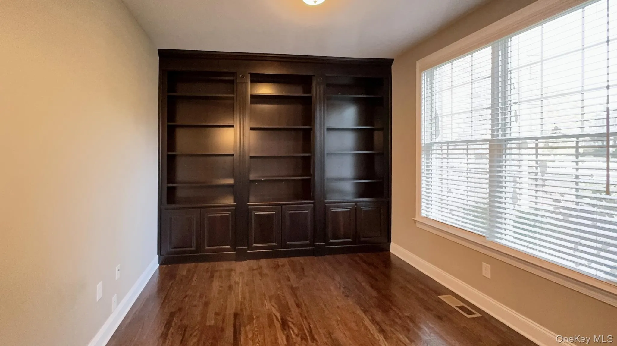 17 Chestnut Street, East Fishkill, NY, 4 Bedroom Bedrooms, 14 Room Rooms,3 BathroomBathrooms,Residential Lease,For Rent,Chestnut,0,1058981 17 Chestnut Street, East Fishkill, NY, 4 Bedroom Bedrooms, 14 Room Rooms,3 BathroomBathrooms,Residential Lease,For Rent,Chestnut,0,1058981