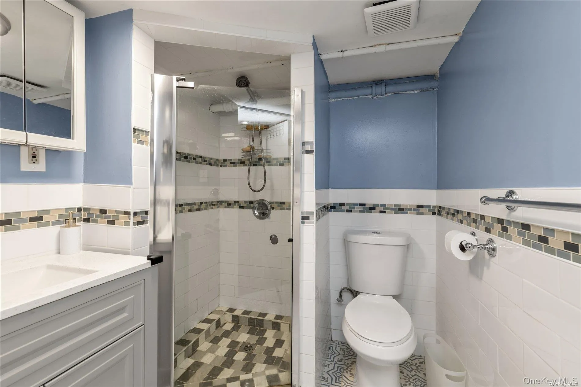 142-34 Sutter Avenue, New York, NY, 3 Bedrooms Bedrooms, 9 Rooms Rooms,2 BathroomsBathrooms,Residential,For Rent,Sutter,0,1058984 142-34 Sutter Avenue, New York, NY, 3 Bedrooms Bedrooms, 9 Rooms Rooms,2 BathroomsBathrooms,Residential,For Rent,Sutter,0,1058984