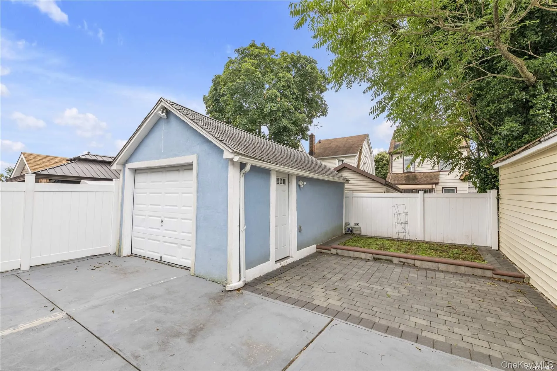 142-34 Sutter Avenue, New York, NY, 3 Bedrooms Bedrooms, 9 Rooms Rooms,2 BathroomsBathrooms,Residential,For Rent,Sutter,0,1058984 142-34 Sutter Avenue, New York, NY, 3 Bedrooms Bedrooms, 9 Rooms Rooms,2 BathroomsBathrooms,Residential,For Rent,Sutter,0,1058984