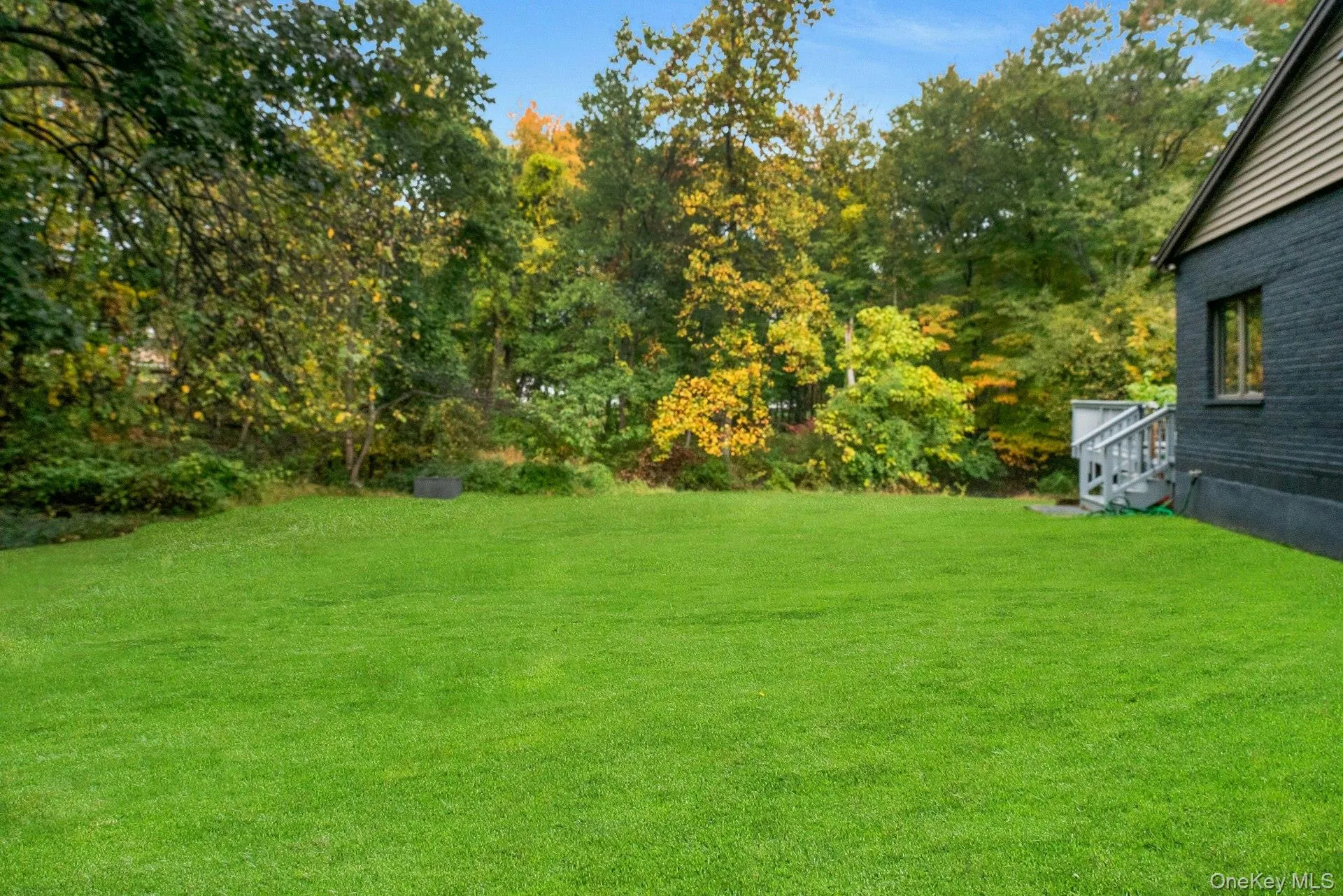 Offering privacy and nature. Offering privacy and nature.