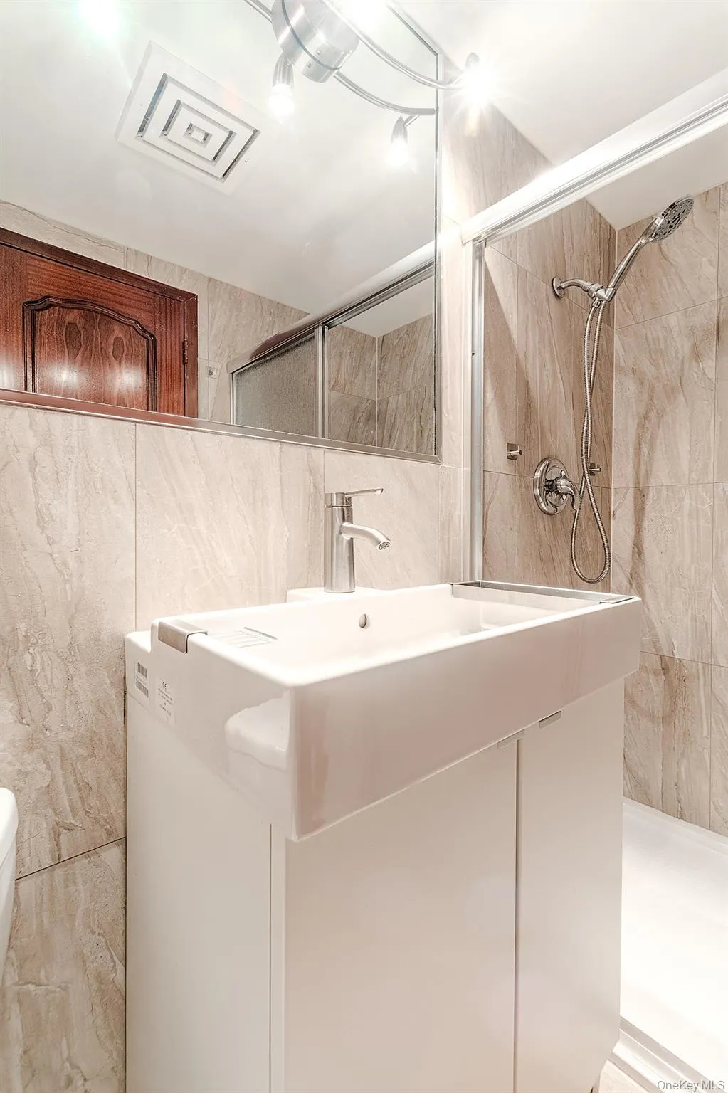 4804 Bedford Avenue, New York, NY, 2 Bedrooms Bedrooms, 4 Rooms Rooms,2 BathroomsBathrooms,Residential,For Rent,Bedford,0,1058990 4804 Bedford Avenue, New York, NY, 2 Bedrooms Bedrooms, 4 Rooms Rooms,2 BathroomsBathrooms,Residential,For Rent,Bedford,0,1058990