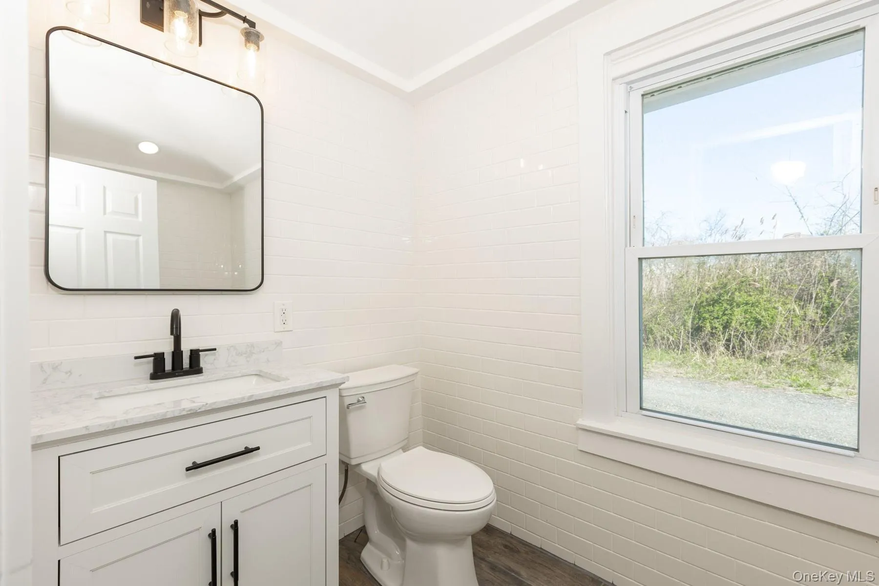 56 Riverdale Avenue, Oyster Bay, NY, 3 Bedroom Bedrooms, 6 Room Rooms,2 BathroomBathrooms,Residential Lease,For Rent,Riverdale,0,1059004 56 Riverdale Avenue, Oyster Bay, NY, 3 Bedroom Bedrooms, 6 Room Rooms,2 BathroomBathrooms,Residential Lease,For Rent,Riverdale,0,1059004