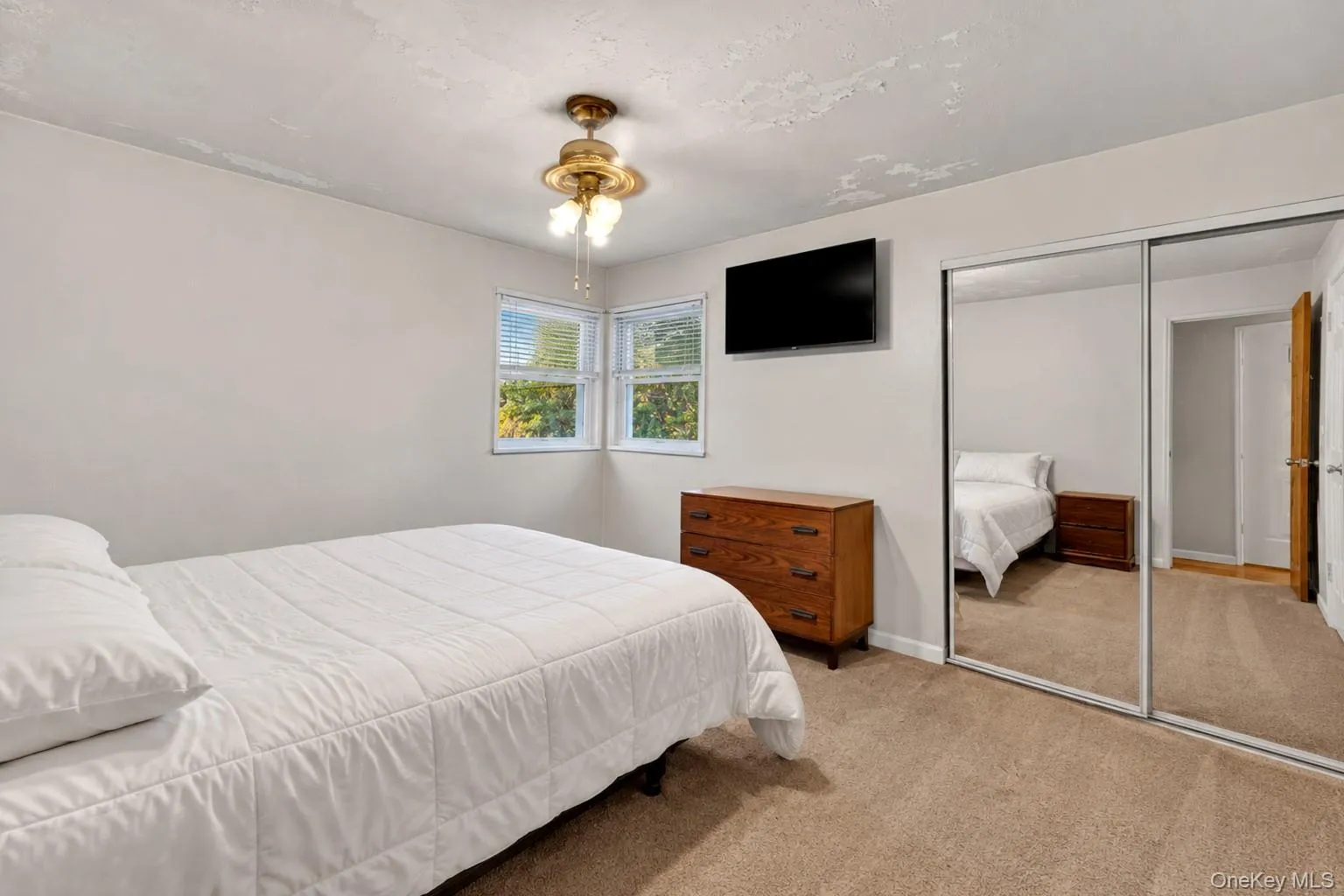 186 Calebs Path, Islip, NY, 4 Bedrooms Bedrooms, 10 Rooms Rooms,2 BathroomsBathrooms,Residential,For Rent,Calebs,0,1059005 186 Calebs Path, Islip, NY, 4 Bedrooms Bedrooms, 10 Rooms Rooms,2 BathroomsBathrooms,Residential,For Rent,Calebs,0,1059005