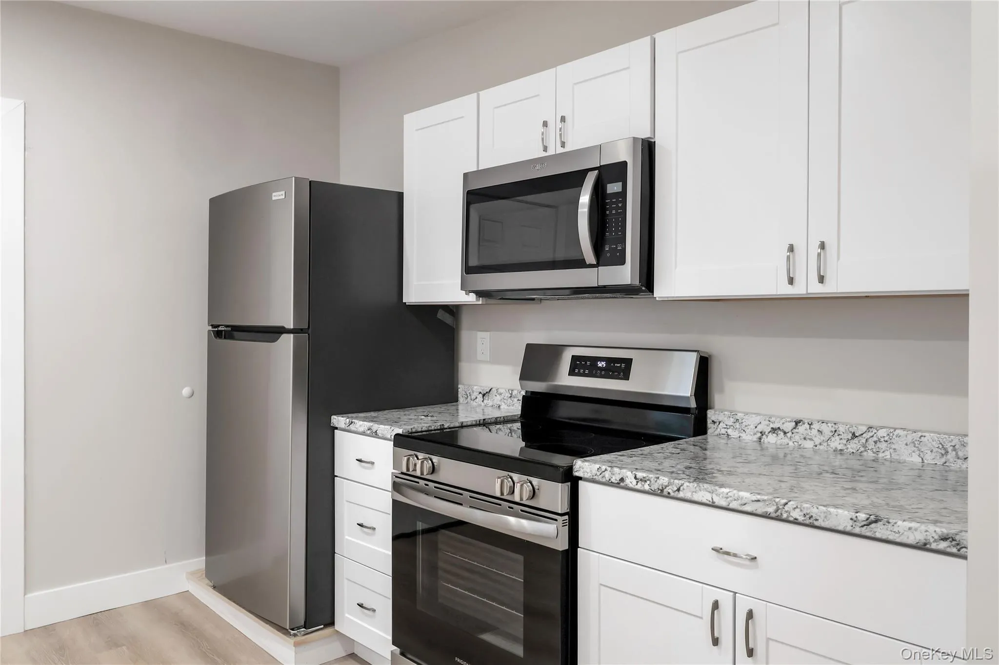 214 Winnikee Avenue, Poughkeepsie, NY, 2 Bedroom Bedrooms, 4 Room Rooms,1 BathroomBathrooms,Residential Lease,For Rent,Winnikee,0,1059020 214 Winnikee Avenue, Poughkeepsie, NY, 2 Bedroom Bedrooms, 4 Room Rooms,1 BathroomBathrooms,Residential Lease,For Rent,Winnikee,0,1059020