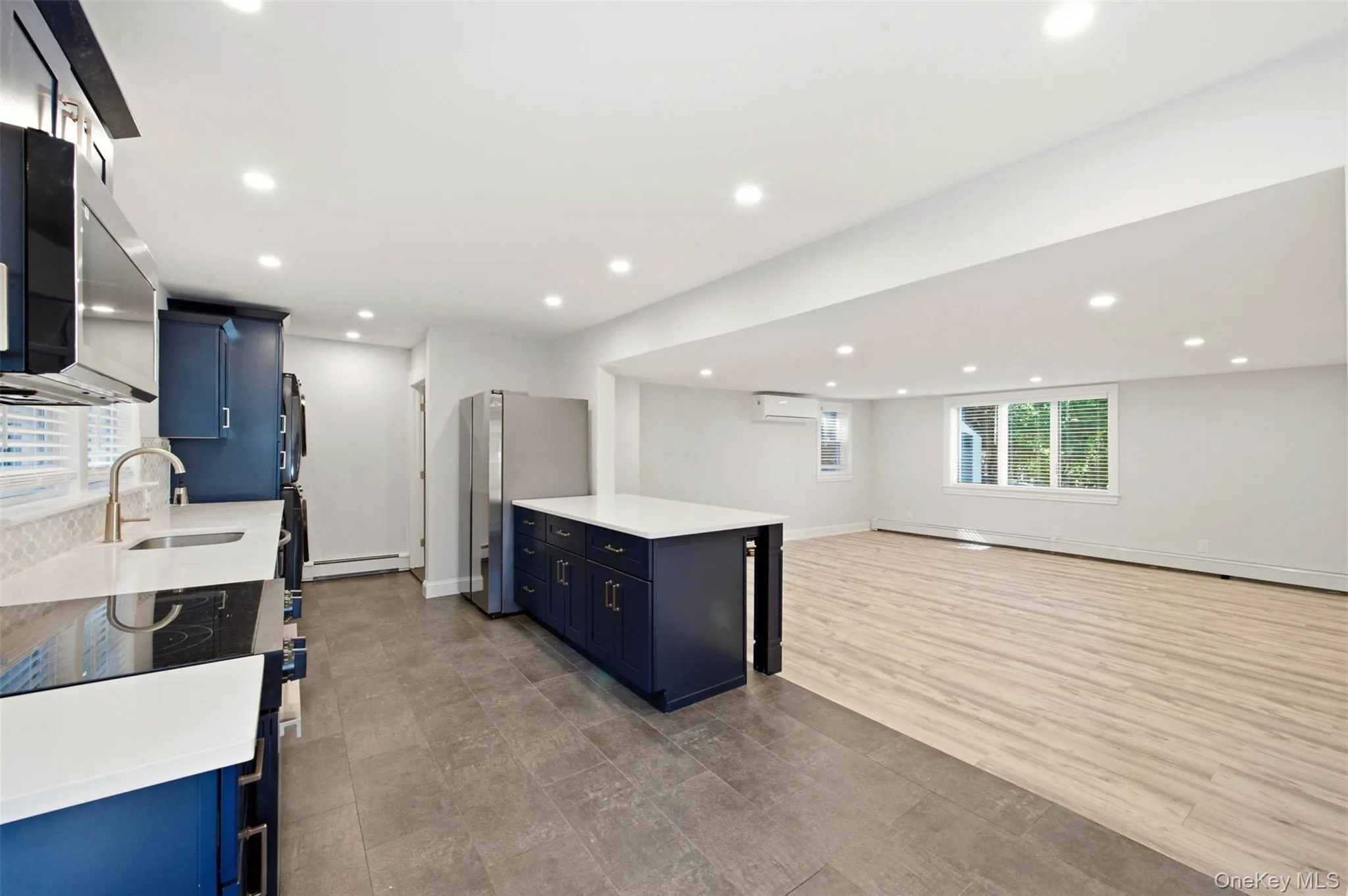 24 Flagpole Lane, Brookhaven, NY, 1 Bedroom Bedrooms, 3 Room Rooms,1 BathroomBathrooms,Residential Lease,For Rent,Flagpole,0,1059021 24 Flagpole Lane, Brookhaven, NY, 1 Bedroom Bedrooms, 3 Room Rooms,1 BathroomBathrooms,Residential Lease,For Rent,Flagpole,0,1059021