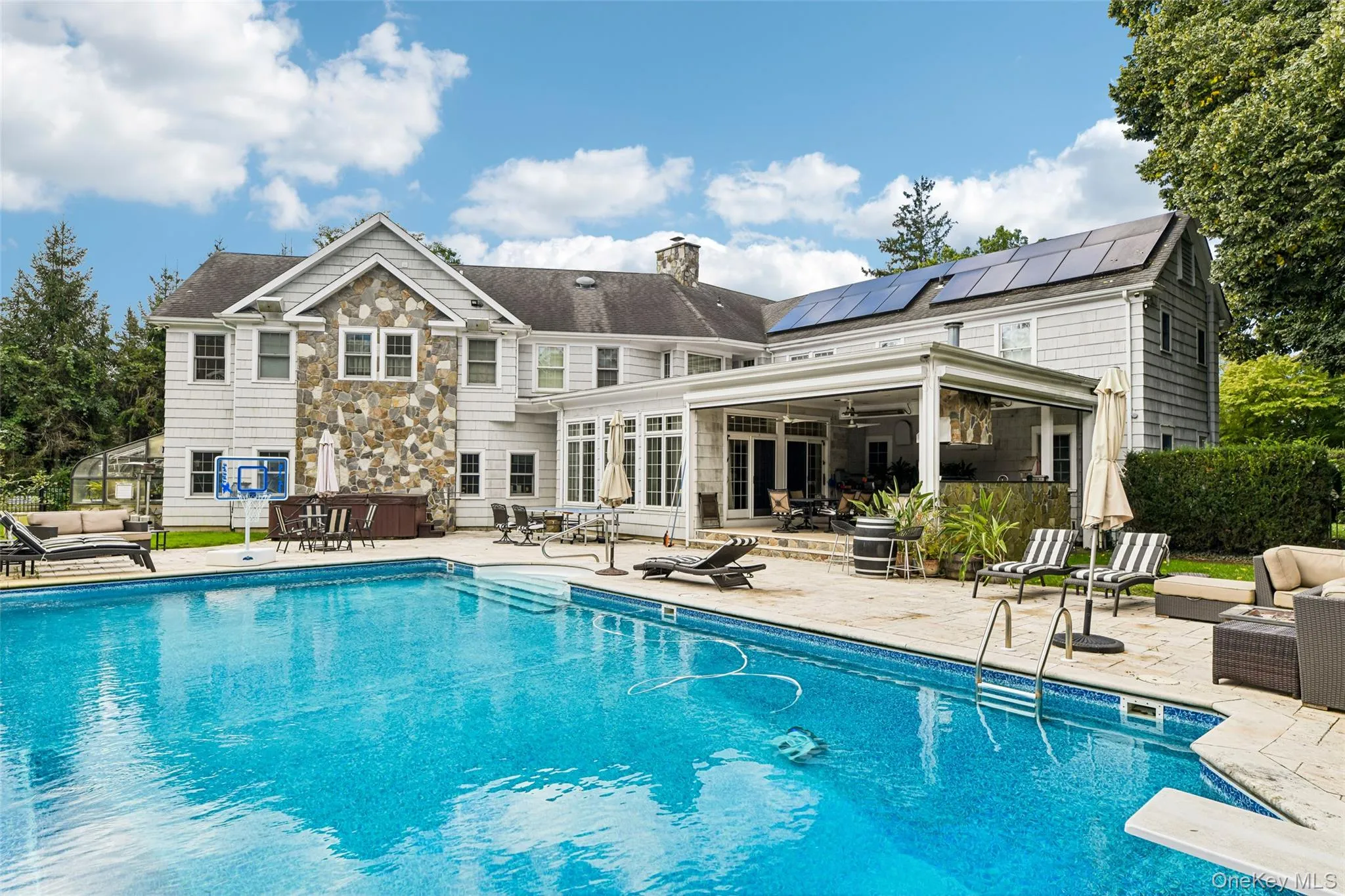 1325 Harbor Road, Hempstead, NY, 7 Bedrooms Bedrooms, 14 Rooms Rooms,7 BathroomsBathrooms,Residential,For Rent,Harbor,0,1059038 1325 Harbor Road, Hempstead, NY, 7 Bedrooms Bedrooms, 14 Rooms Rooms,7 BathroomsBathrooms,Residential,For Rent,Harbor,0,1059038