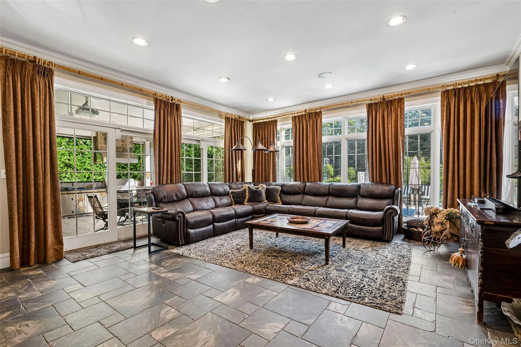 1325 Harbor Road, Hempstead, NY, 7 Bedrooms Bedrooms, 14 Rooms Rooms,7 BathroomsBathrooms,Residential,For Rent,Harbor,0,1059038 1325 Harbor Road, Hempstead, NY, 7 Bedrooms Bedrooms, 14 Rooms Rooms,7 BathroomsBathrooms,Residential,For Rent,Harbor,0,1059038