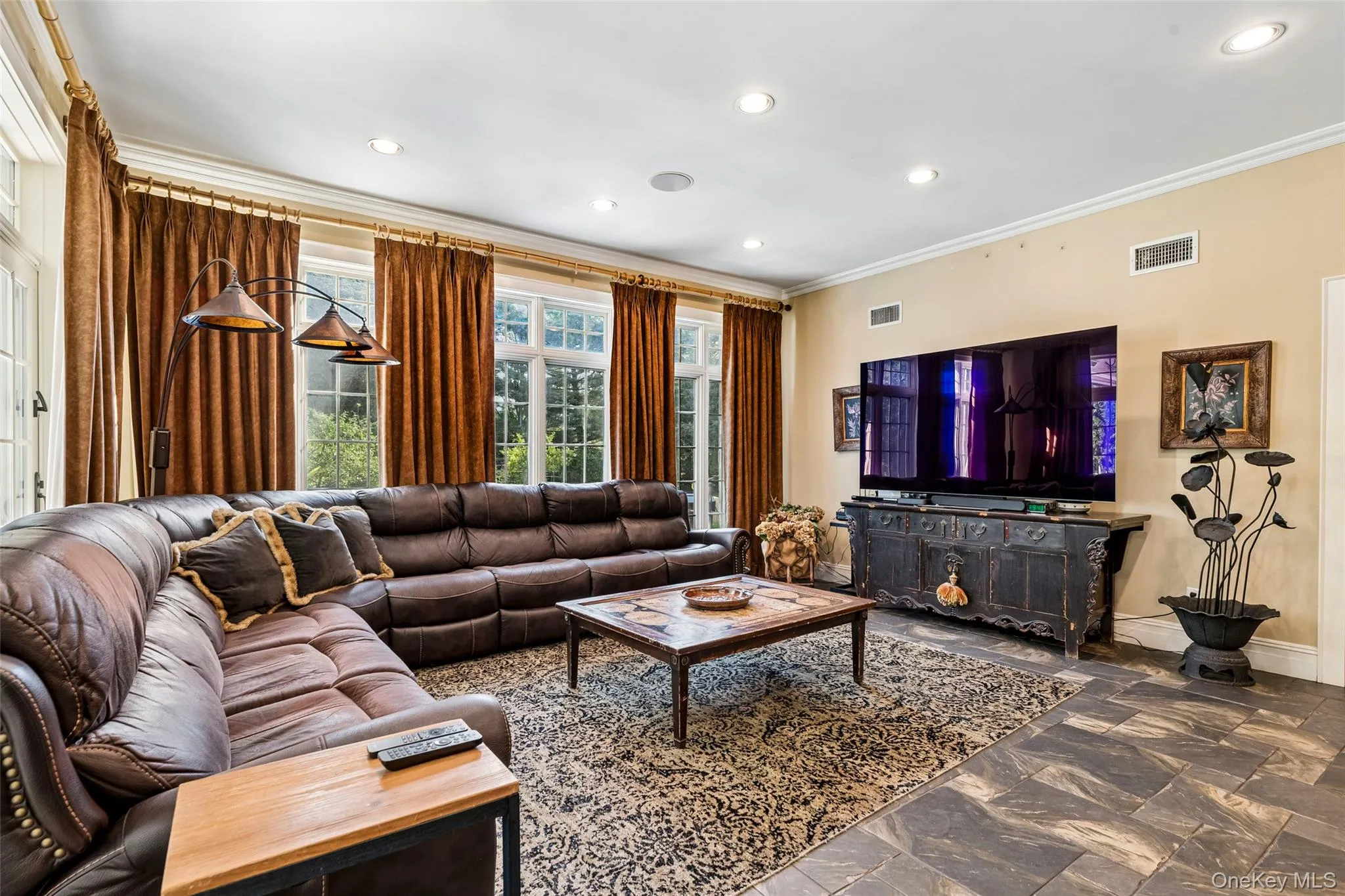 1325 Harbor Road, Hempstead, NY, 7 Bedrooms Bedrooms, 14 Rooms Rooms,7 BathroomsBathrooms,Residential,For Rent,Harbor,0,1059038 1325 Harbor Road, Hempstead, NY, 7 Bedrooms Bedrooms, 14 Rooms Rooms,7 BathroomsBathrooms,Residential,For Rent,Harbor,0,1059038