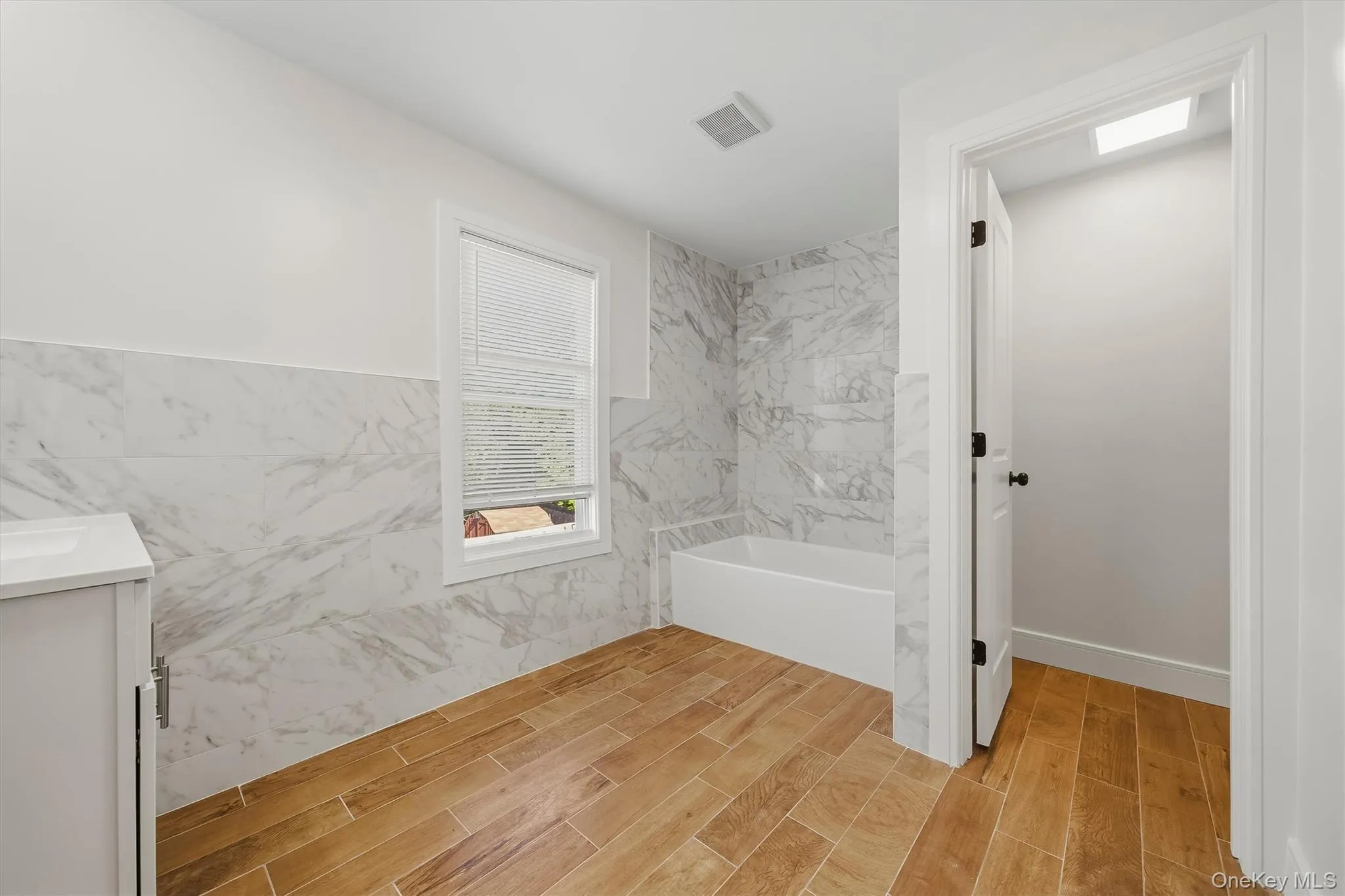 23 Orange Avenue, Goshen, NY, 2 Bedroom Bedrooms, 4 Room Rooms,1 BathroomBathrooms,Residential Lease,For Rent,Orange,0,1059045 23 Orange Avenue, Goshen, NY, 2 Bedroom Bedrooms, 4 Room Rooms,1 BathroomBathrooms,Residential Lease,For Rent,Orange,0,1059045