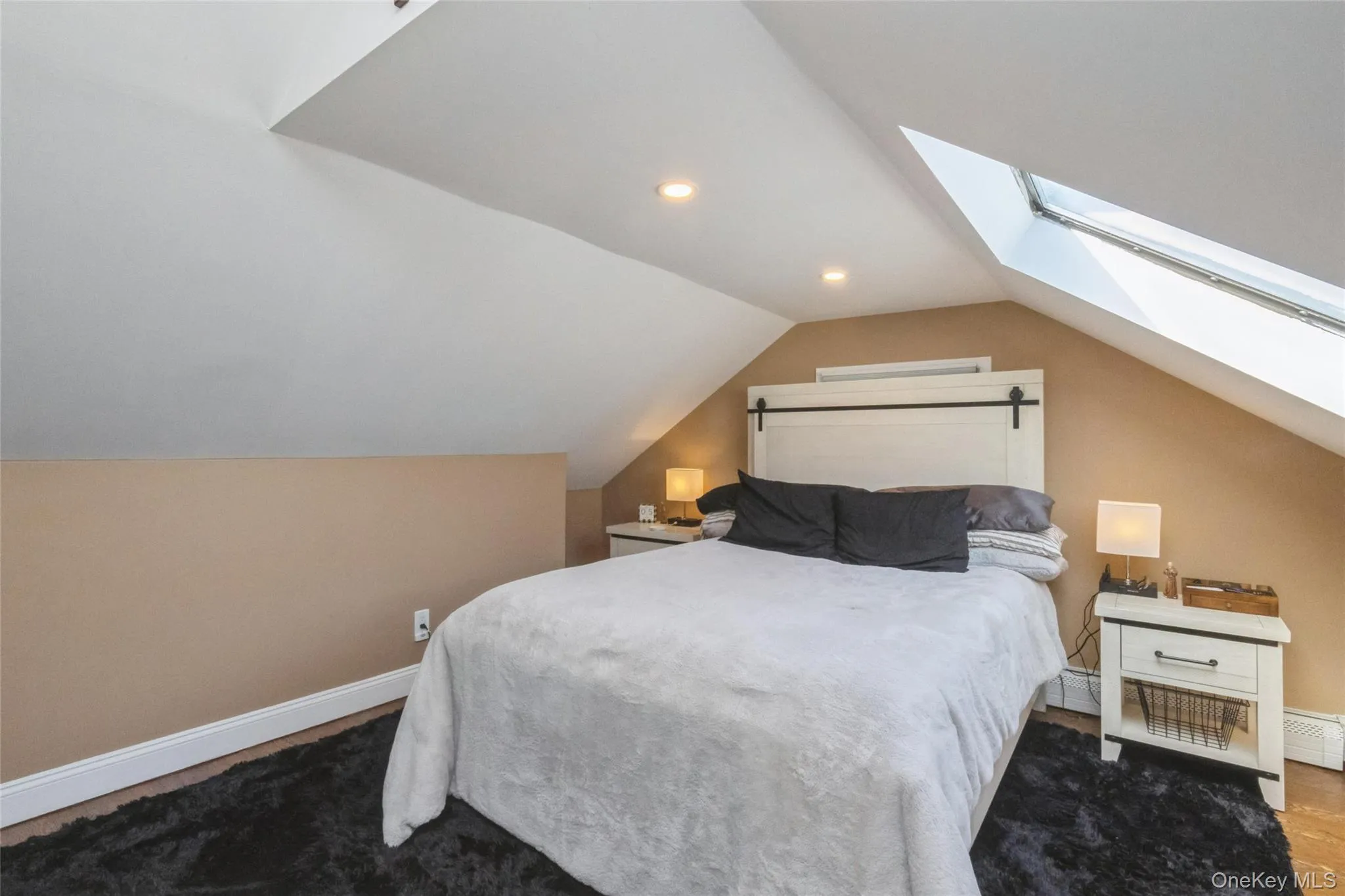 18 Juniper Place, Huntington, NY, 4 Bedrooms Bedrooms, 8 Rooms Rooms,3 BathroomsBathrooms,Residential,For Rent,Juniper,0,1059052 18 Juniper Place, Huntington, NY, 4 Bedrooms Bedrooms, 8 Rooms Rooms,3 BathroomsBathrooms,Residential,For Rent,Juniper,0,1059052