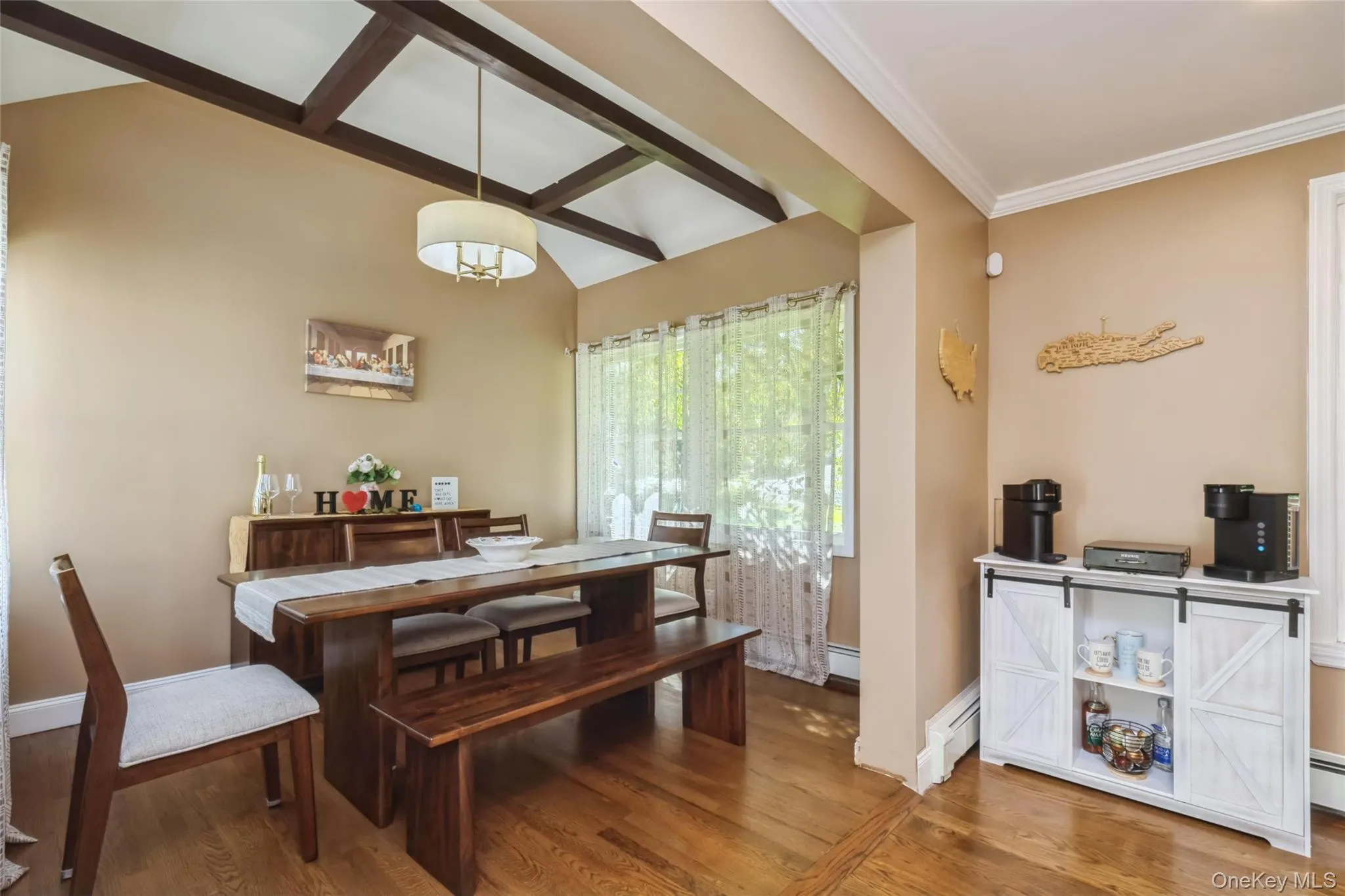 18 Juniper Place, Huntington, NY, 4 Bedrooms Bedrooms, 8 Rooms Rooms,3 BathroomsBathrooms,Residential,For Rent,Juniper,0,1059052 18 Juniper Place, Huntington, NY, 4 Bedrooms Bedrooms, 8 Rooms Rooms,3 BathroomsBathrooms,Residential,For Rent,Juniper,0,1059052