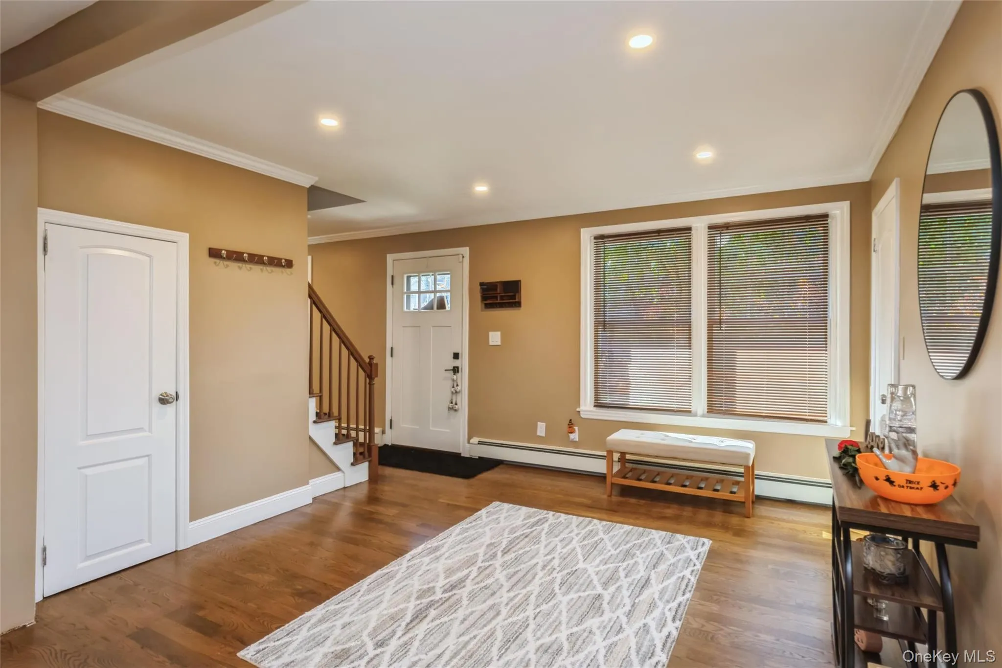 18 Juniper Place, Huntington, NY, 4 Bedrooms Bedrooms, 8 Rooms Rooms,3 BathroomsBathrooms,Residential,For Rent,Juniper,0,1059052 18 Juniper Place, Huntington, NY, 4 Bedrooms Bedrooms, 8 Rooms Rooms,3 BathroomsBathrooms,Residential,For Rent,Juniper,0,1059052