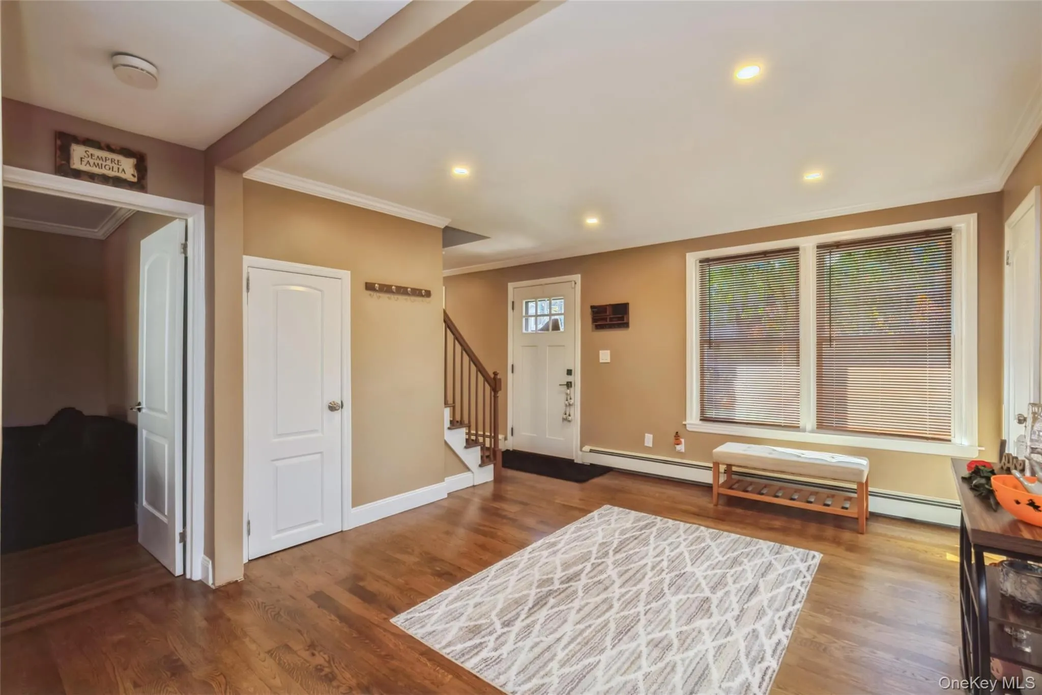 18 Juniper Place, Huntington, NY, 4 Bedrooms Bedrooms, 8 Rooms Rooms,3 BathroomsBathrooms,Residential,For Rent,Juniper,0,1059052 18 Juniper Place, Huntington, NY, 4 Bedrooms Bedrooms, 8 Rooms Rooms,3 BathroomsBathrooms,Residential,For Rent,Juniper,0,1059052
