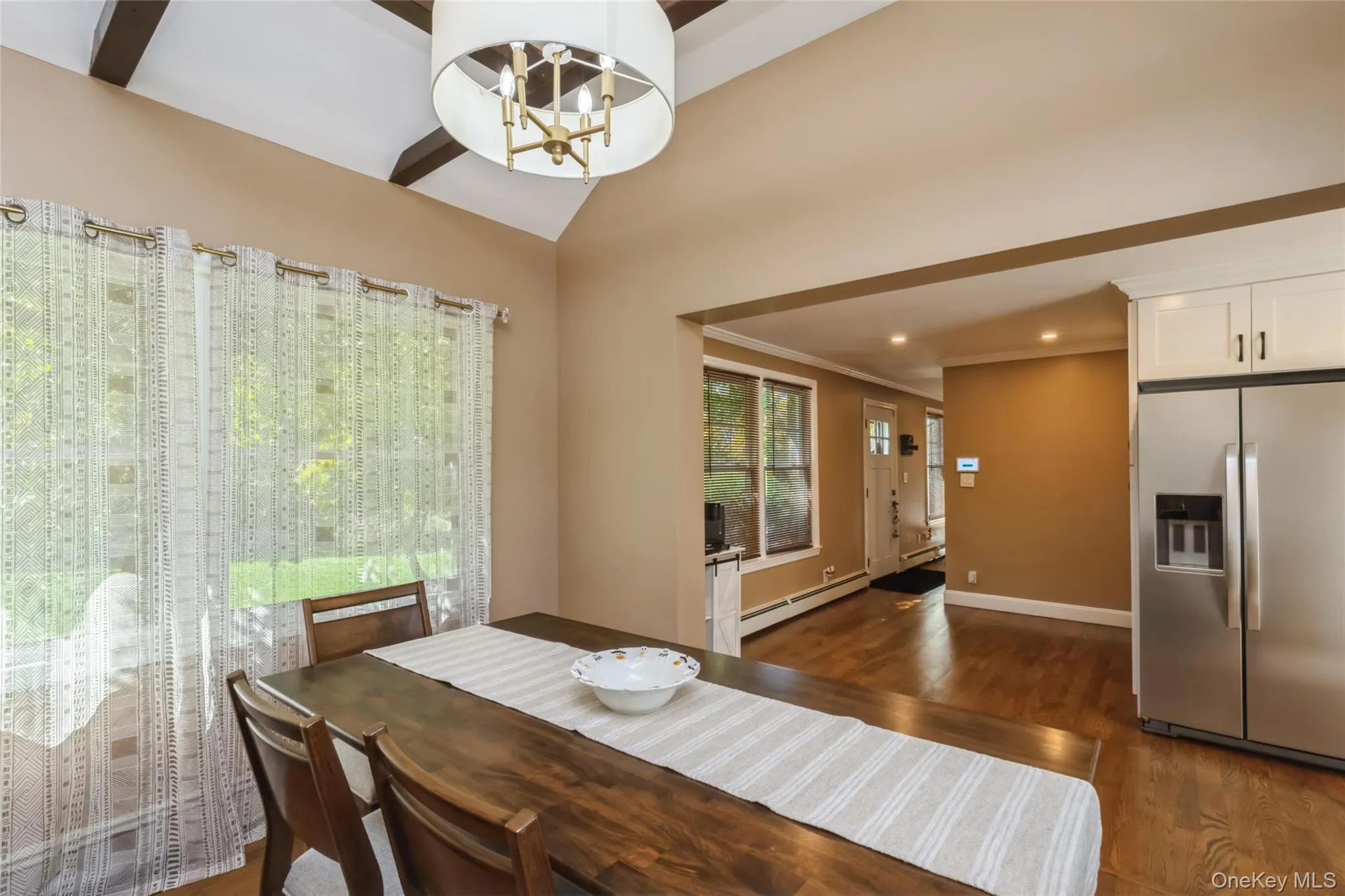 18 Juniper Place, Huntington, NY, 4 Bedrooms Bedrooms, 8 Rooms Rooms,3 BathroomsBathrooms,Residential,For Rent,Juniper,0,1059052 18 Juniper Place, Huntington, NY, 4 Bedrooms Bedrooms, 8 Rooms Rooms,3 BathroomsBathrooms,Residential,For Rent,Juniper,0,1059052