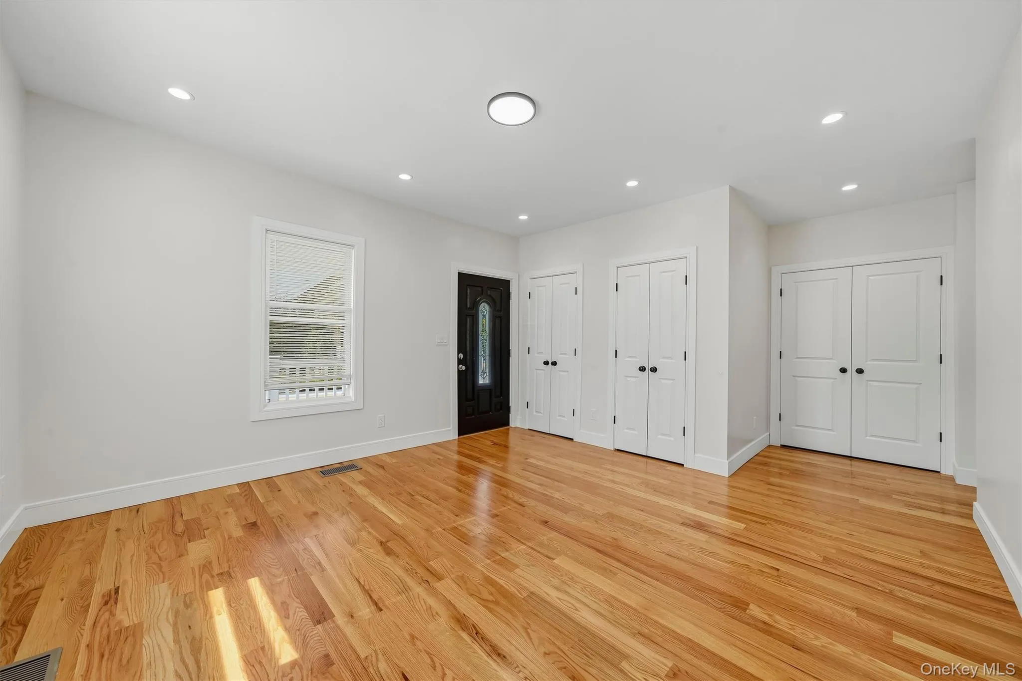 25 Orange Avenue, Goshen, NY, 2 Bedroom Bedrooms, 4 Room Rooms,1 BathroomBathrooms,Residential Lease,For Rent,Orange,0,1059057 25 Orange Avenue, Goshen, NY, 2 Bedroom Bedrooms, 4 Room Rooms,1 BathroomBathrooms,Residential Lease,For Rent,Orange,0,1059057