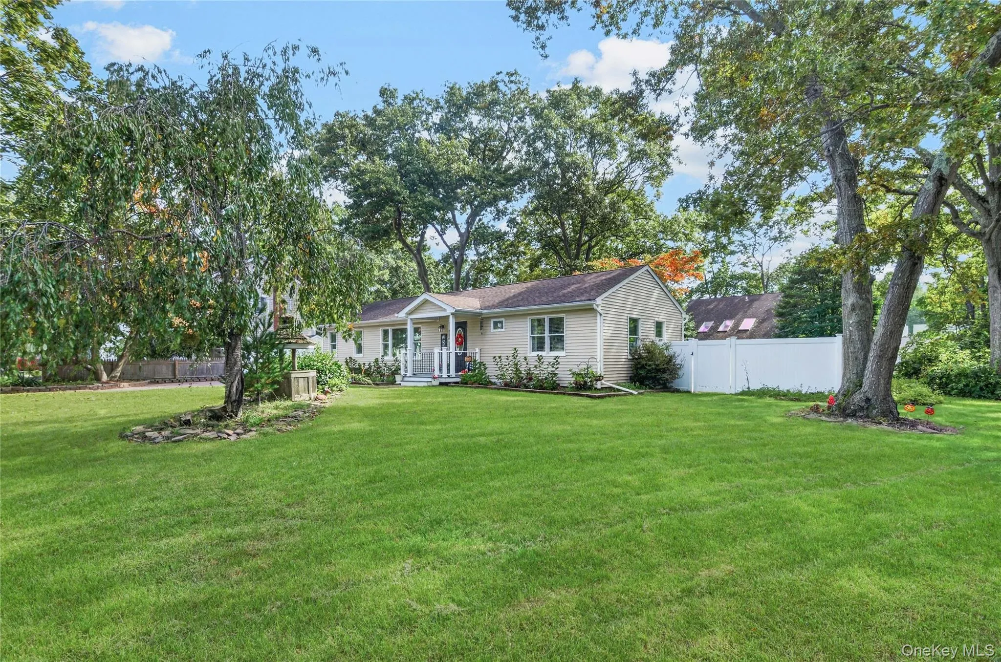 29 Wabil Road, Brookhaven, NY, 3 Bedrooms Bedrooms, 8 Rooms Rooms,2 BathroomsBathrooms,Residential,For Rent,Wabil,0,1059059 29 Wabil Road, Brookhaven, NY, 3 Bedrooms Bedrooms, 8 Rooms Rooms,2 BathroomsBathrooms,Residential,For Rent,Wabil,0,1059059