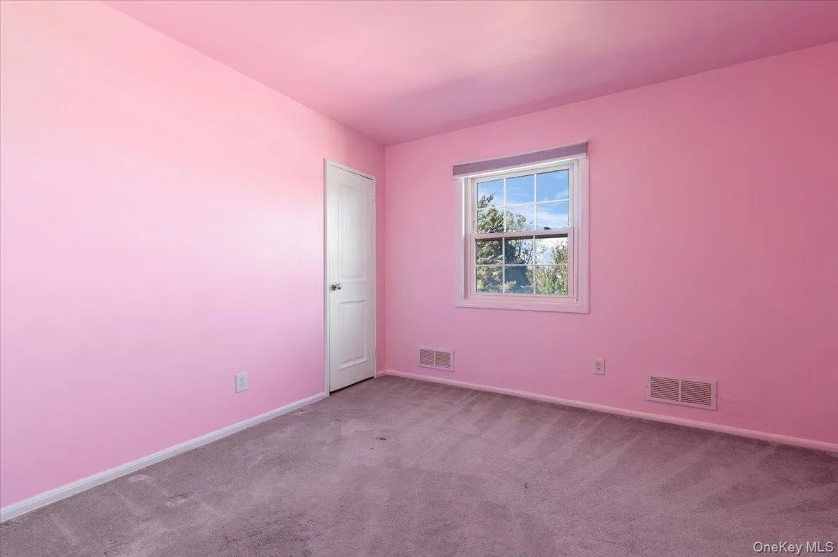 65 Genesee Drive, Huntington, NY, 3 Bedrooms Bedrooms, 8 Rooms Rooms,1 BathroomBathrooms,Residential,For Rent,Genesee,0,1059067 65 Genesee Drive, Huntington, NY, 3 Bedrooms Bedrooms, 8 Rooms Rooms,1 BathroomBathrooms,Residential,For Rent,Genesee,0,1059067