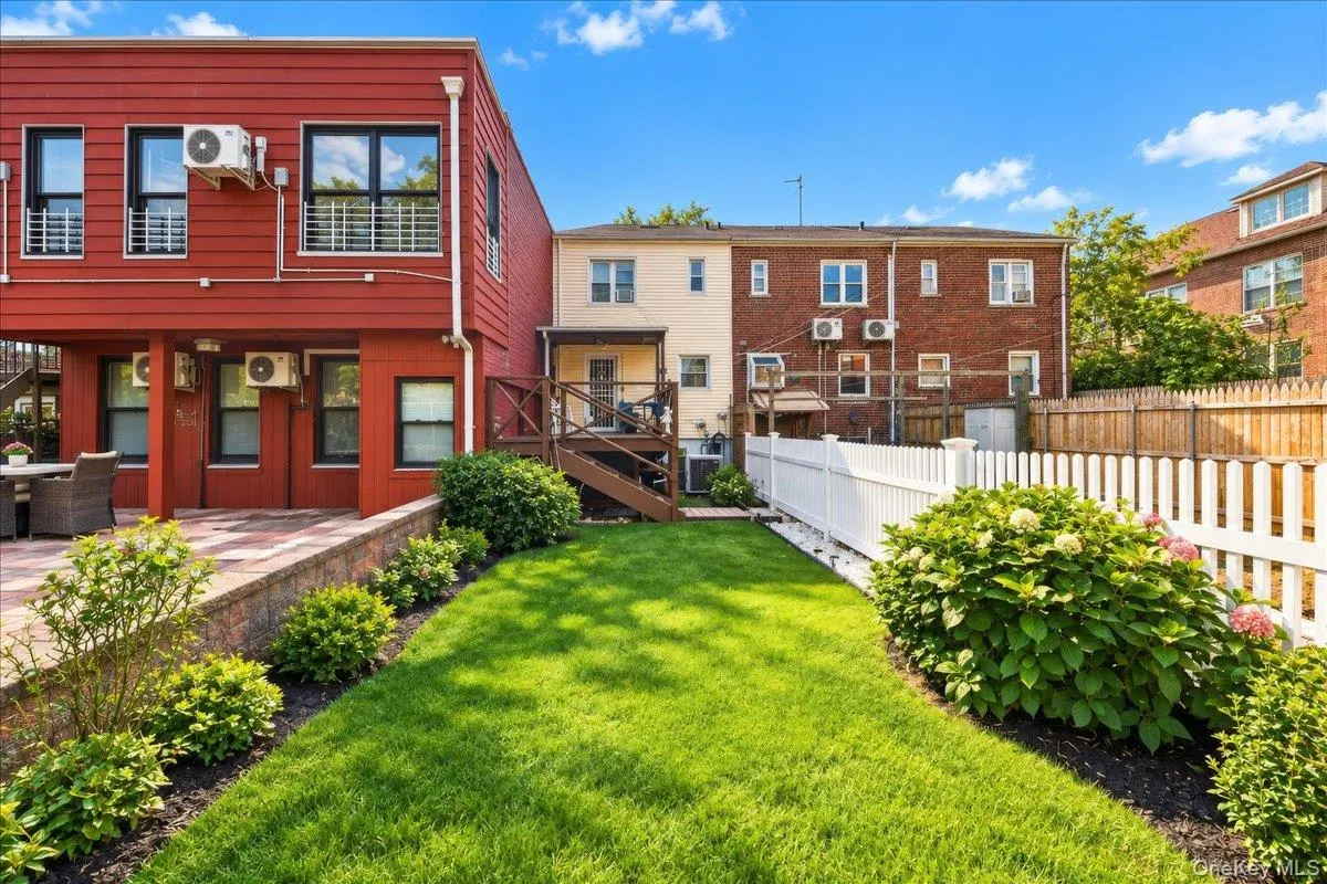 1912 Hone Avenue, New York, NY, 2 Bedrooms Bedrooms, 5 Rooms Rooms,1 BathroomBathrooms,Residential,For Rent,Hone,0,1059068 1912 Hone Avenue, New York, NY, 2 Bedrooms Bedrooms, 5 Rooms Rooms,1 BathroomBathrooms,Residential,For Rent,Hone,0,1059068