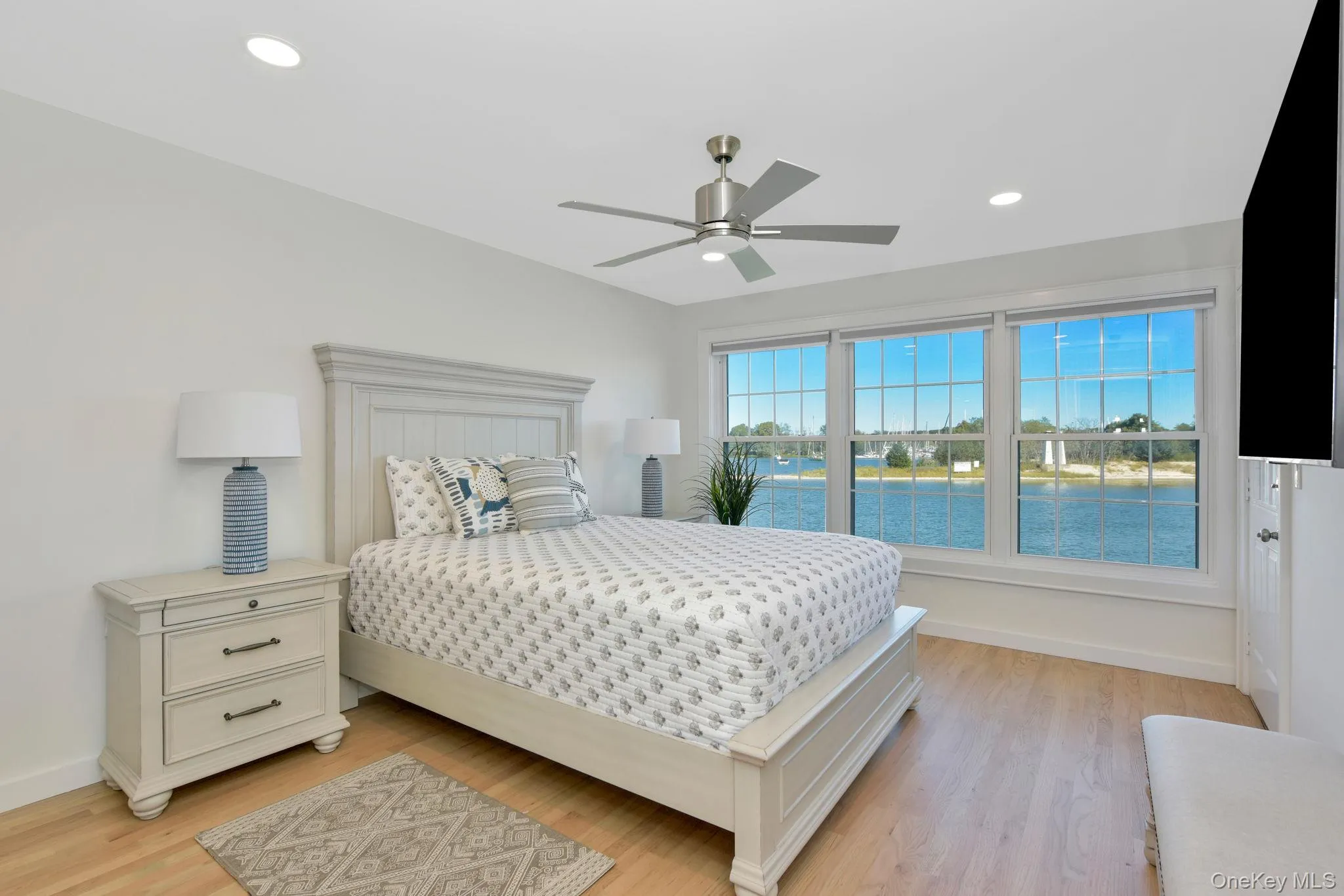 42 Stirling Cove, Southold, NY, 2 Bedroom Bedrooms, 5 Room Rooms,2 BathroomBathrooms,Residential Lease,For Rent,Stirling,0,1059072 42 Stirling Cove, Southold, NY, 2 Bedroom Bedrooms, 5 Room Rooms,2 BathroomBathrooms,Residential Lease,For Rent,Stirling,0,1059072