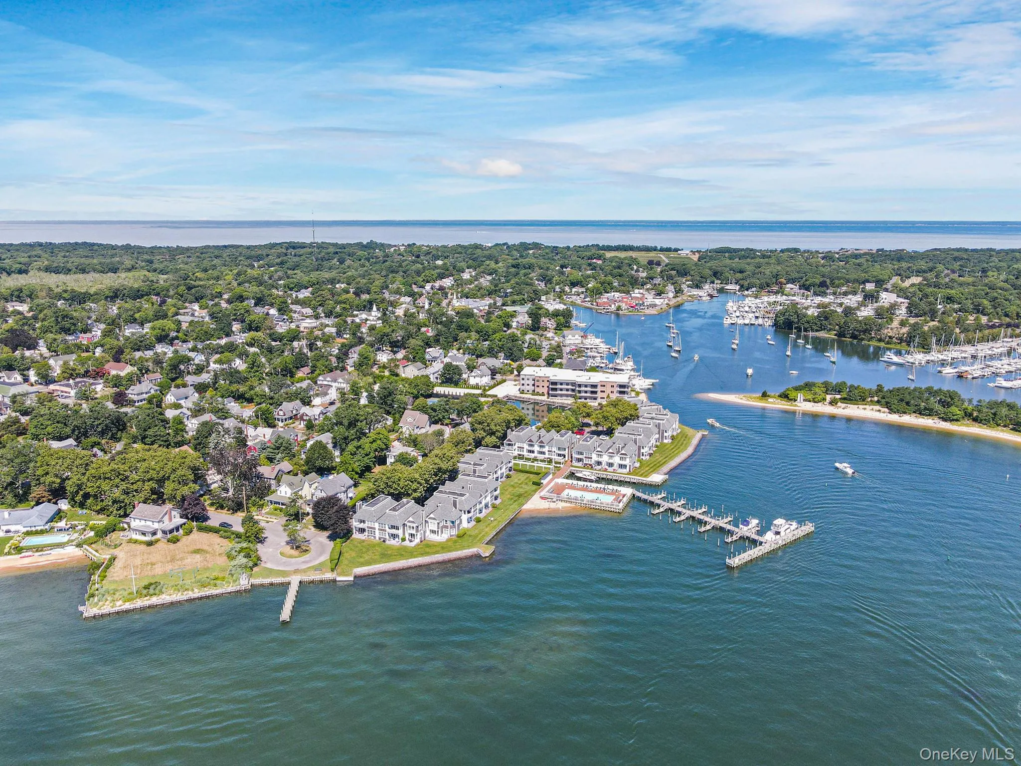 42 Stirling Cove, Southold, NY, 2 Bedroom Bedrooms, 5 Room Rooms,2 BathroomBathrooms,Residential Lease,For Rent,Stirling,0,1059072 42 Stirling Cove, Southold, NY, 2 Bedroom Bedrooms, 5 Room Rooms,2 BathroomBathrooms,Residential Lease,For Rent,Stirling,0,1059072