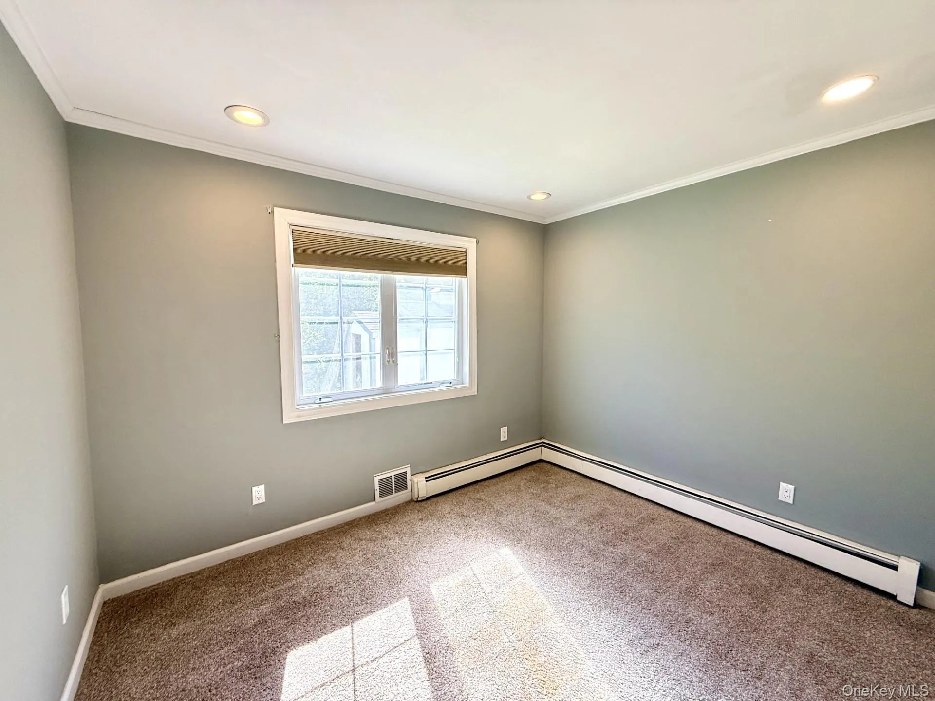 4 Longbow Lane, Brookhaven, NY, 5 Bedrooms Bedrooms, 9 Rooms Rooms,3 BathroomsBathrooms,Residential,For Rent,Longbow,0,1059073 4 Longbow Lane, Brookhaven, NY, 5 Bedrooms Bedrooms, 9 Rooms Rooms,3 BathroomsBathrooms,Residential,For Rent,Longbow,0,1059073