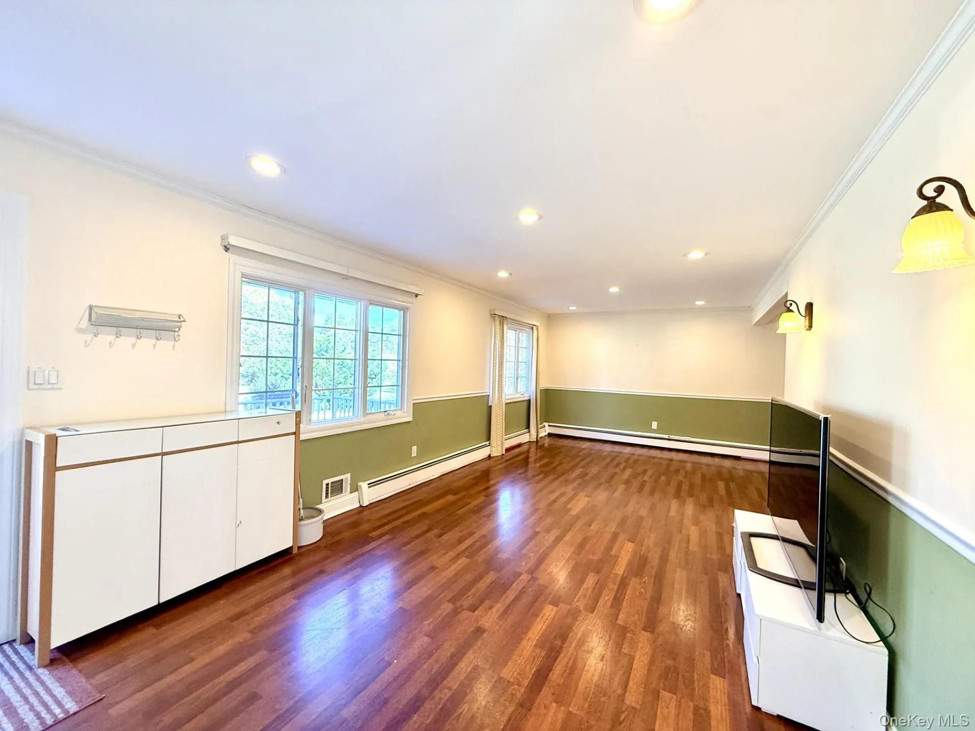 4 Longbow Lane, Brookhaven, NY, 5 Bedrooms Bedrooms, 9 Rooms Rooms,3 BathroomsBathrooms,Residential,For Rent,Longbow,0,1059073 4 Longbow Lane, Brookhaven, NY, 5 Bedrooms Bedrooms, 9 Rooms Rooms,3 BathroomsBathrooms,Residential,For Rent,Longbow,0,1059073