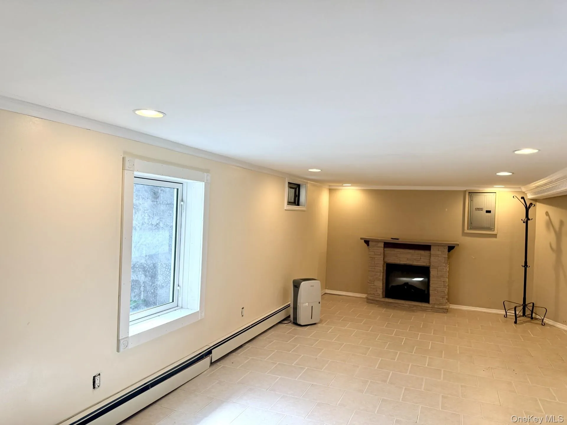 4 Longbow Lane, Brookhaven, NY, 5 Bedrooms Bedrooms, 9 Rooms Rooms,3 BathroomsBathrooms,Residential,For Rent,Longbow,0,1059073 4 Longbow Lane, Brookhaven, NY, 5 Bedrooms Bedrooms, 9 Rooms Rooms,3 BathroomsBathrooms,Residential,For Rent,Longbow,0,1059073