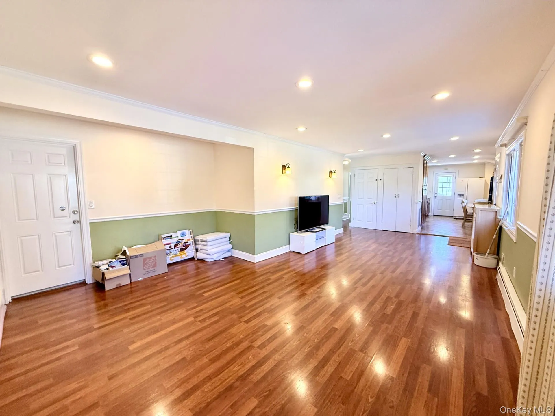 4 Longbow Lane, Brookhaven, NY, 5 Bedrooms Bedrooms, 9 Rooms Rooms,3 BathroomsBathrooms,Residential,For Rent,Longbow,0,1059073 4 Longbow Lane, Brookhaven, NY, 5 Bedrooms Bedrooms, 9 Rooms Rooms,3 BathroomsBathrooms,Residential,For Rent,Longbow,0,1059073