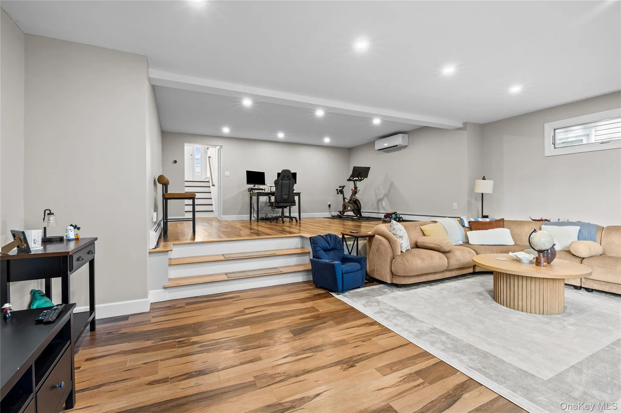 2928 Charlotte Drive, Hempstead, NY, 4 Bedrooms Bedrooms, 10 Rooms Rooms,3 BathroomsBathrooms,Residential,For Rent,Charlotte,0,1059076 2928 Charlotte Drive, Hempstead, NY, 4 Bedrooms Bedrooms, 10 Rooms Rooms,3 BathroomsBathrooms,Residential,For Rent,Charlotte,0,1059076