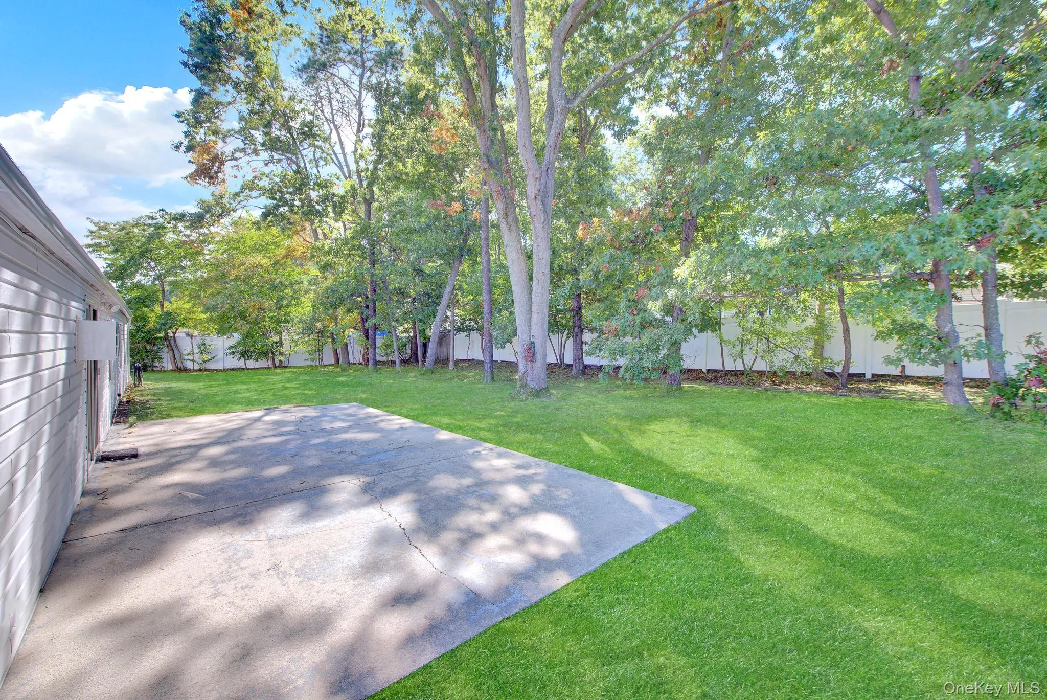 14 Campus Lane, Brookhaven, NY, 5 Bedrooms Bedrooms, 8 Rooms Rooms,2 BathroomsBathrooms,Residential,For Rent,Campus,0,1059081 14 Campus Lane, Brookhaven, NY, 5 Bedrooms Bedrooms, 8 Rooms Rooms,2 BathroomsBathrooms,Residential,For Rent,Campus,0,1059081