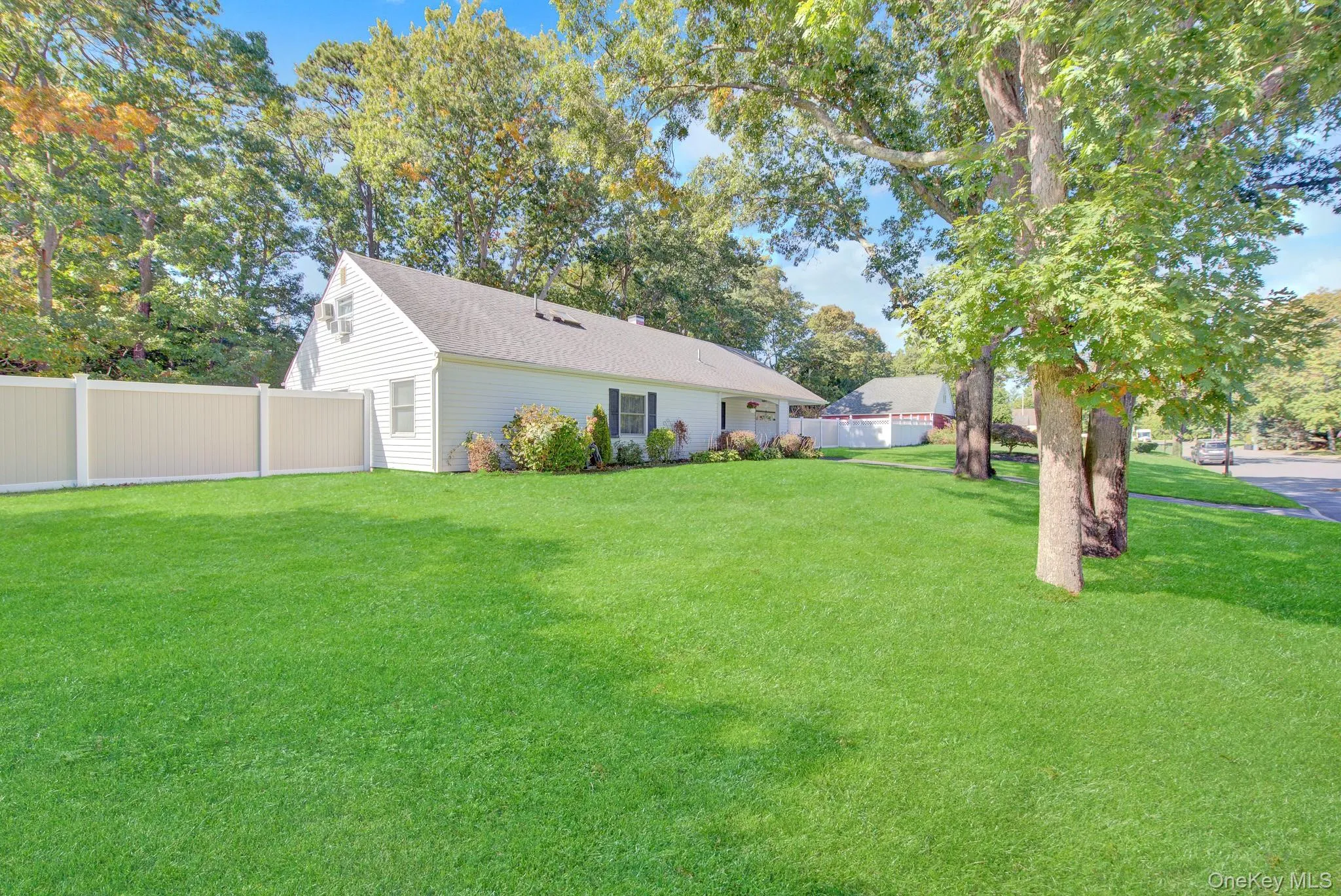 14 Campus Lane, Brookhaven, NY, 5 Bedrooms Bedrooms, 8 Rooms Rooms,2 BathroomsBathrooms,Residential,For Rent,Campus,0,1059081 14 Campus Lane, Brookhaven, NY, 5 Bedrooms Bedrooms, 8 Rooms Rooms,2 BathroomsBathrooms,Residential,For Rent,Campus,0,1059081