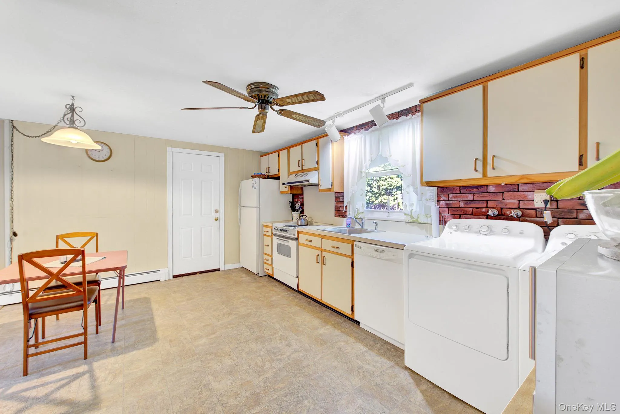 14 Campus Lane, Brookhaven, NY, 5 Bedrooms Bedrooms, 8 Rooms Rooms,2 BathroomsBathrooms,Residential,For Rent,Campus,0,1059081 14 Campus Lane, Brookhaven, NY, 5 Bedrooms Bedrooms, 8 Rooms Rooms,2 BathroomsBathrooms,Residential,For Rent,Campus,0,1059081