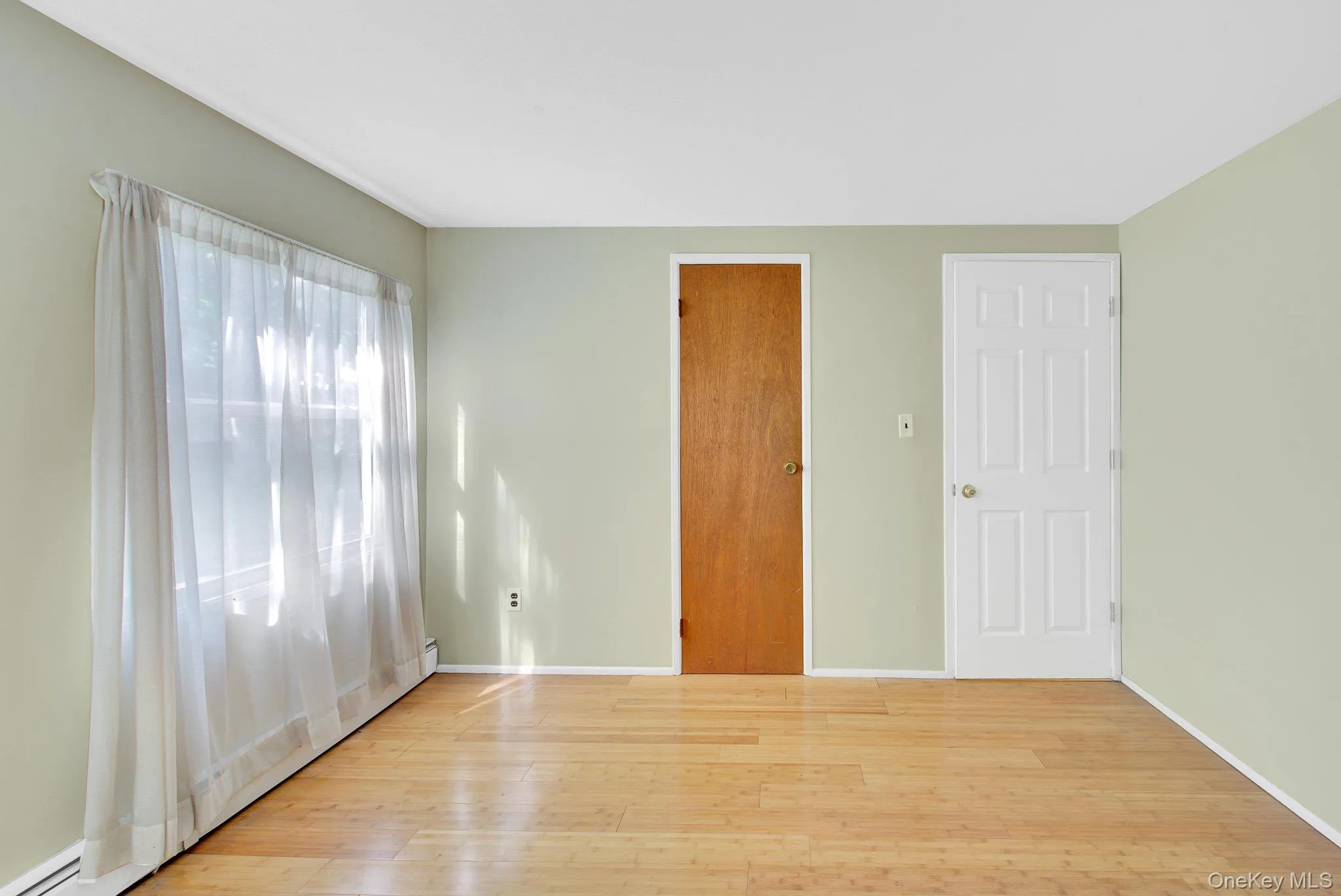14 Campus Lane, Brookhaven, NY, 5 Bedrooms Bedrooms, 8 Rooms Rooms,2 BathroomsBathrooms,Residential,For Rent,Campus,0,1059081 14 Campus Lane, Brookhaven, NY, 5 Bedrooms Bedrooms, 8 Rooms Rooms,2 BathroomsBathrooms,Residential,For Rent,Campus,0,1059081