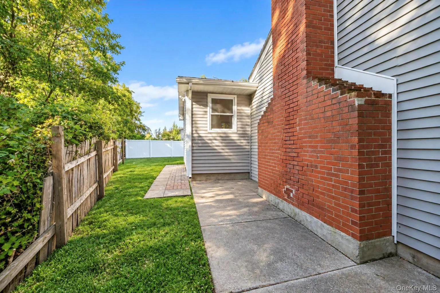 52 March Court, Brookhaven, NY, 4 Bedrooms Bedrooms, 9 Rooms Rooms,2 BathroomsBathrooms,Residential,For Rent,March,0,1059083 52 March Court, Brookhaven, NY, 4 Bedrooms Bedrooms, 9 Rooms Rooms,2 BathroomsBathrooms,Residential,For Rent,March,0,1059083