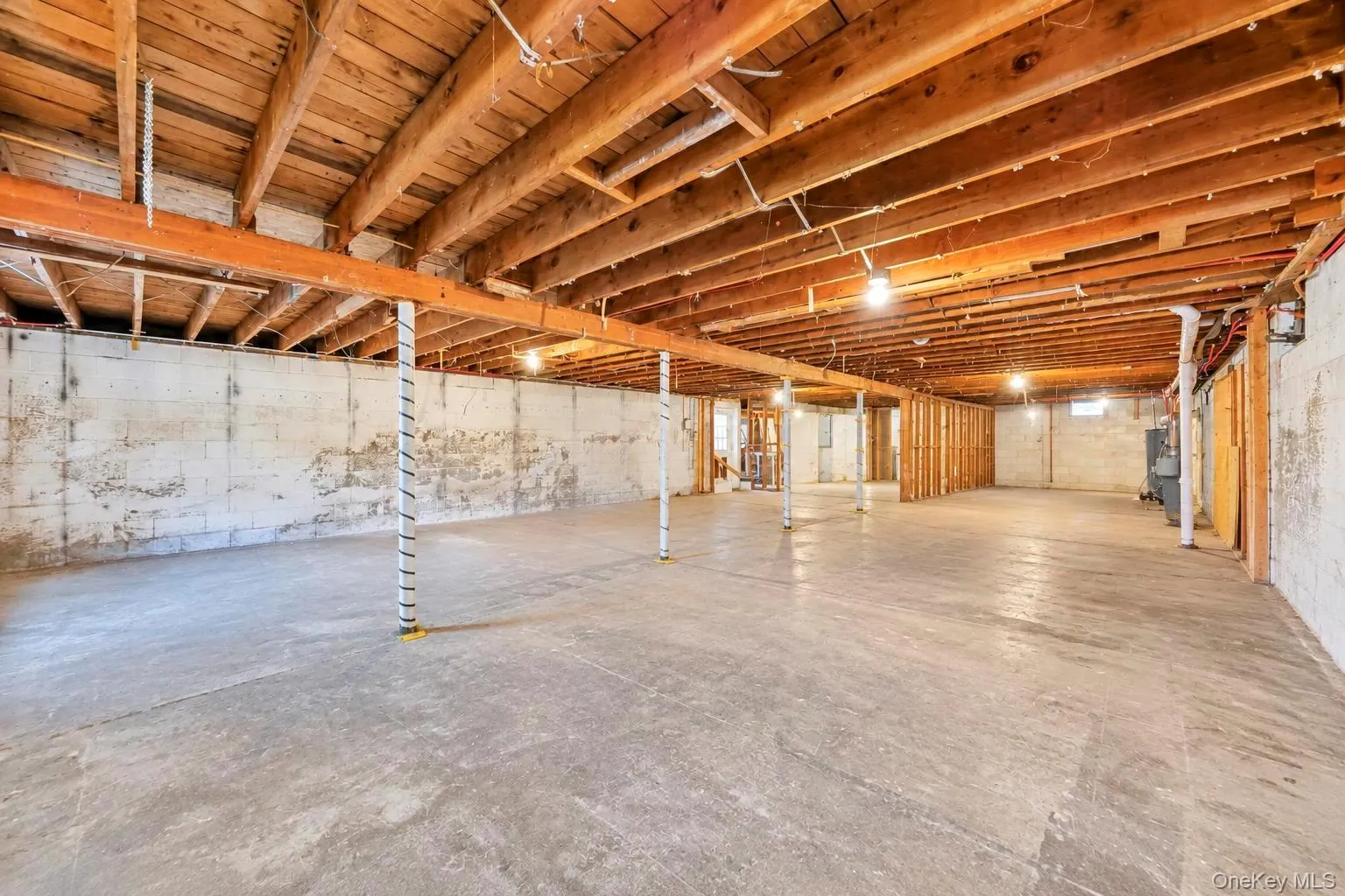 52 March Court, Brookhaven, NY, 4 Bedrooms Bedrooms, 9 Rooms Rooms,2 BathroomsBathrooms,Residential,For Rent,March,0,1059083 52 March Court, Brookhaven, NY, 4 Bedrooms Bedrooms, 9 Rooms Rooms,2 BathroomsBathrooms,Residential,For Rent,March,0,1059083