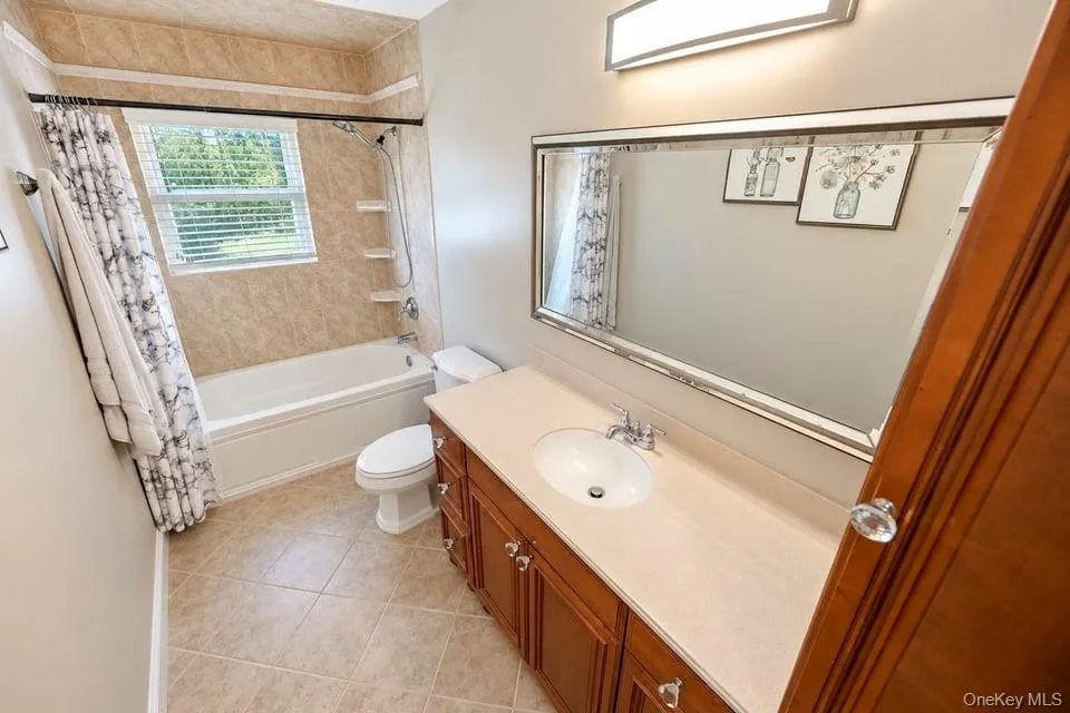 130 Rocky Point Landing Road, Brookhaven, NY, 3 Bedrooms Bedrooms, 7 Rooms Rooms,2 BathroomsBathrooms,Residential,For Rent,Rocky Point Landing,0,1059089 130 Rocky Point Landing Road, Brookhaven, NY, 3 Bedrooms Bedrooms, 7 Rooms Rooms,2 BathroomsBathrooms,Residential,For Rent,Rocky Point Landing,0,1059089