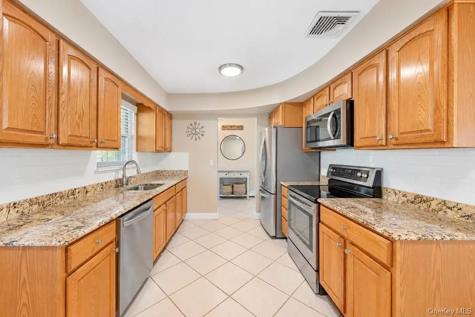 130 Rocky Point Landing Road, Brookhaven, NY, 3 Bedrooms Bedrooms, 7 Rooms Rooms,2 BathroomsBathrooms,Residential,For Rent,Rocky Point Landing,0,1059089 130 Rocky Point Landing Road, Brookhaven, NY, 3 Bedrooms Bedrooms, 7 Rooms Rooms,2 BathroomsBathrooms,Residential,For Rent,Rocky Point Landing,0,1059089
