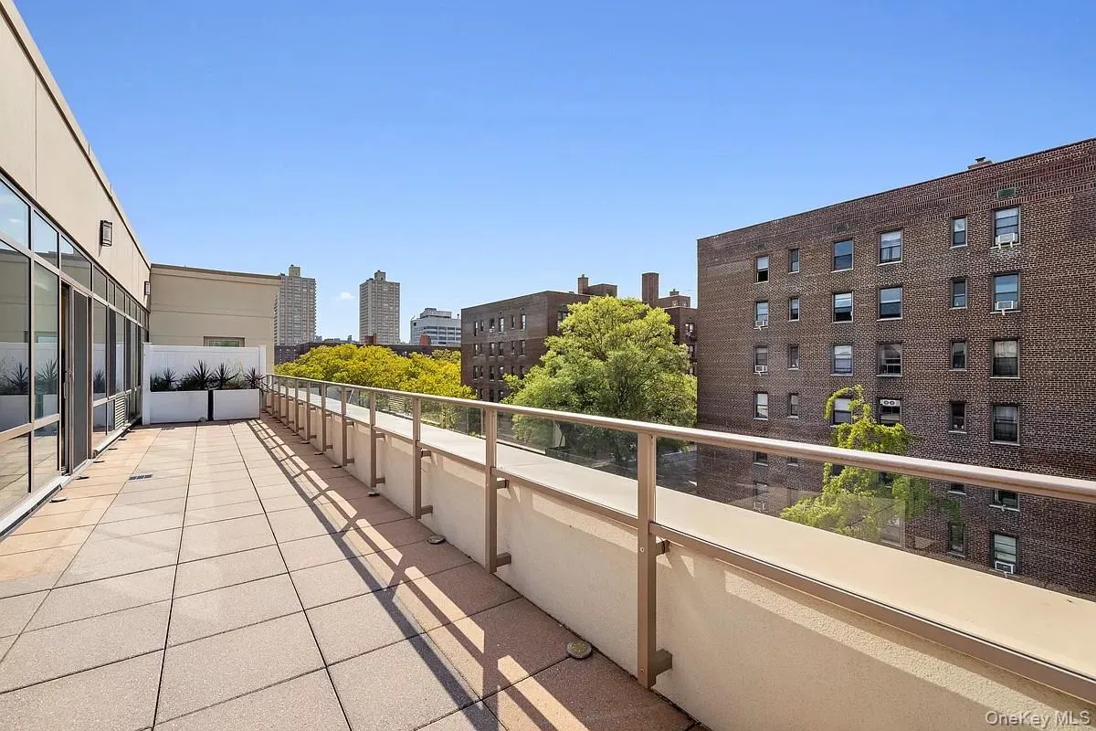 6405 Yellowstone Boulevard, New York, NY, 2 Bedrooms Bedrooms, 6 Rooms Rooms,2 BathroomsBathrooms,Residential,For Rent,Yellowstone,0,1059090 6405 Yellowstone Boulevard, New York, NY, 2 Bedrooms Bedrooms, 6 Rooms Rooms,2 BathroomsBathrooms,Residential,For Rent,Yellowstone,0,1059090