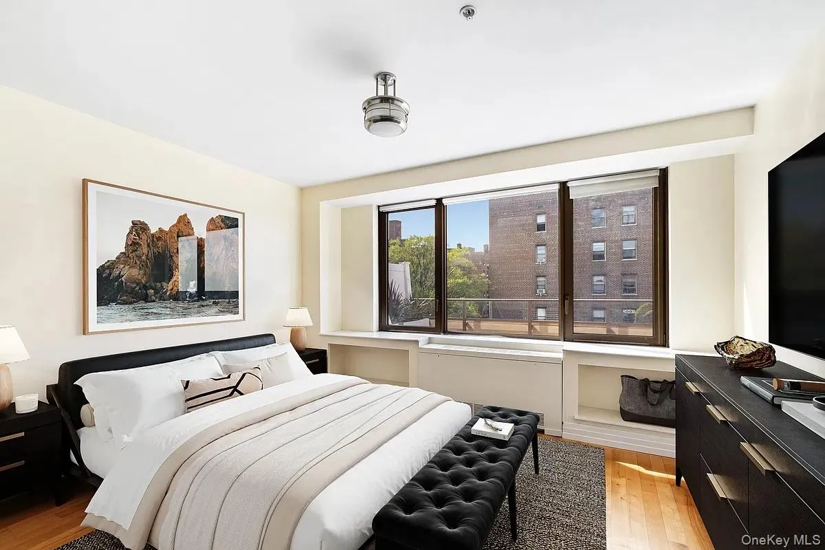 6405 Yellowstone Boulevard, New York, NY, 2 Bedrooms Bedrooms, 6 Rooms Rooms,2 BathroomsBathrooms,Residential,For Rent,Yellowstone,0,1059090 6405 Yellowstone Boulevard, New York, NY, 2 Bedrooms Bedrooms, 6 Rooms Rooms,2 BathroomsBathrooms,Residential,For Rent,Yellowstone,0,1059090