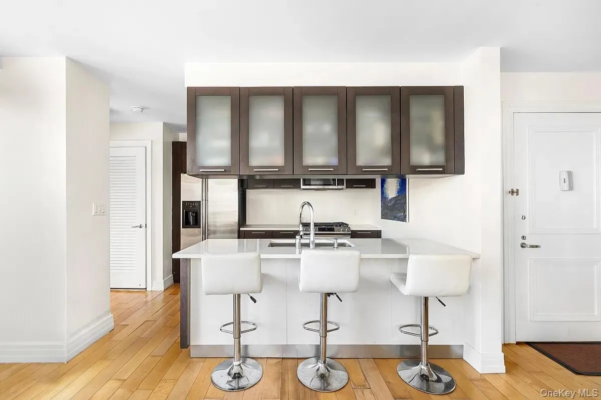 6405 Yellowstone Boulevard, New York, NY, 2 Bedrooms Bedrooms, 6 Rooms Rooms,2 BathroomsBathrooms,Residential,For Rent,Yellowstone,0,1059090 6405 Yellowstone Boulevard, New York, NY, 2 Bedrooms Bedrooms, 6 Rooms Rooms,2 BathroomsBathrooms,Residential,For Rent,Yellowstone,0,1059090