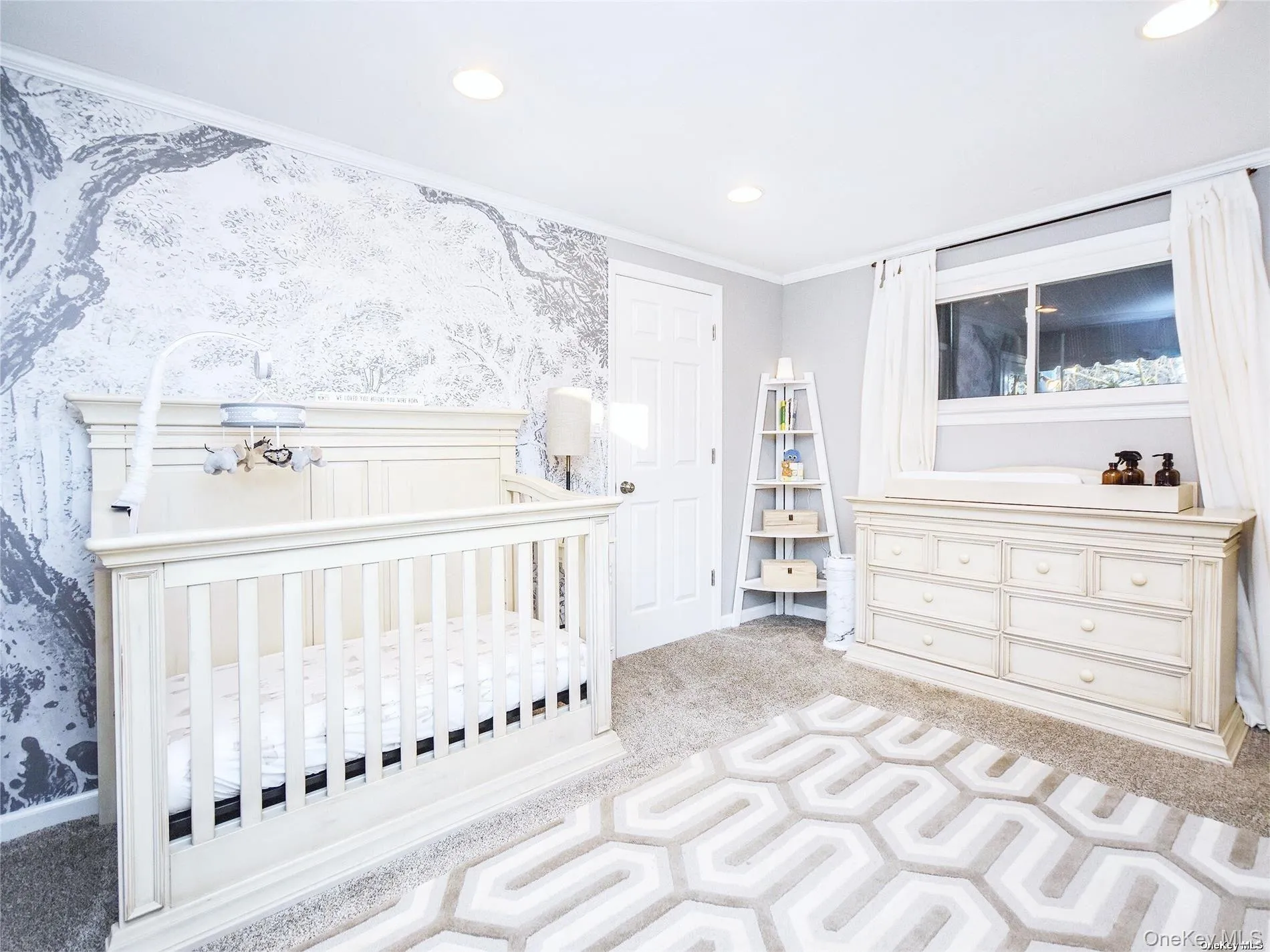 1 Appletree Lane, Oyster Bay, NY, 3 Bedroom Bedrooms, 7 Room Rooms,2 BathroomBathrooms,Residential Lease,For Rent,Appletree,0,1059091 1 Appletree Lane, Oyster Bay, NY, 3 Bedroom Bedrooms, 7 Room Rooms,2 BathroomBathrooms,Residential Lease,For Rent,Appletree,0,1059091