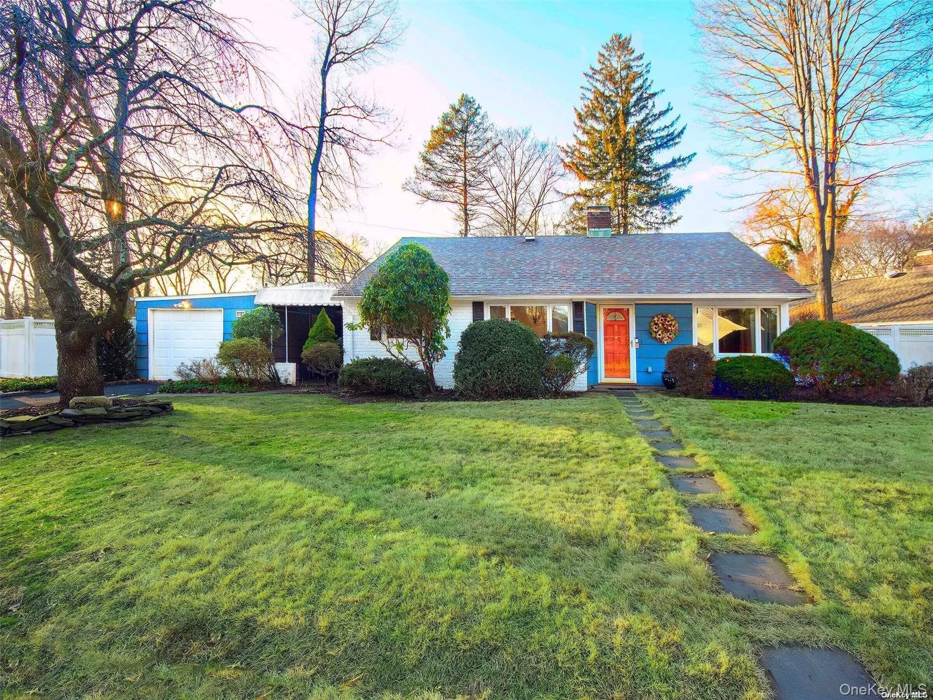 1 Appletree Lane, Oyster Bay, NY, 3 Bedroom Bedrooms, 7 Room Rooms,2 BathroomBathrooms,Residential Lease,For Rent,Appletree,0,1059091 1 Appletree Lane, Oyster Bay, NY, 3 Bedroom Bedrooms, 7 Room Rooms,2 BathroomBathrooms,Residential Lease,For Rent,Appletree,0,1059091