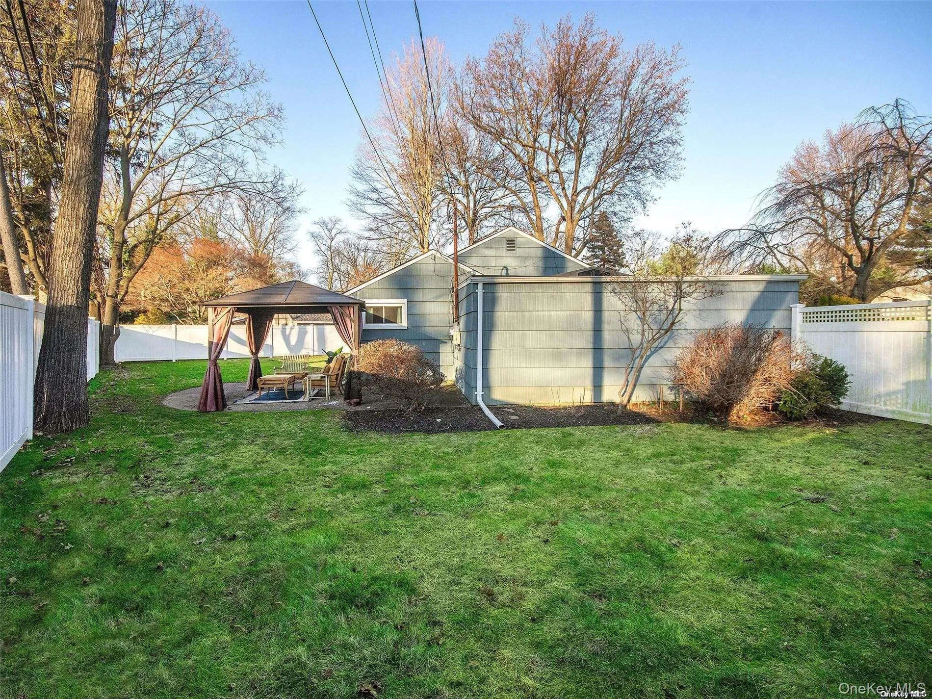 1 Appletree Lane, Oyster Bay, NY, 3 Bedroom Bedrooms, 7 Room Rooms,2 BathroomBathrooms,Residential Lease,For Rent,Appletree,0,1059091 1 Appletree Lane, Oyster Bay, NY, 3 Bedroom Bedrooms, 7 Room Rooms,2 BathroomBathrooms,Residential Lease,For Rent,Appletree,0,1059091
