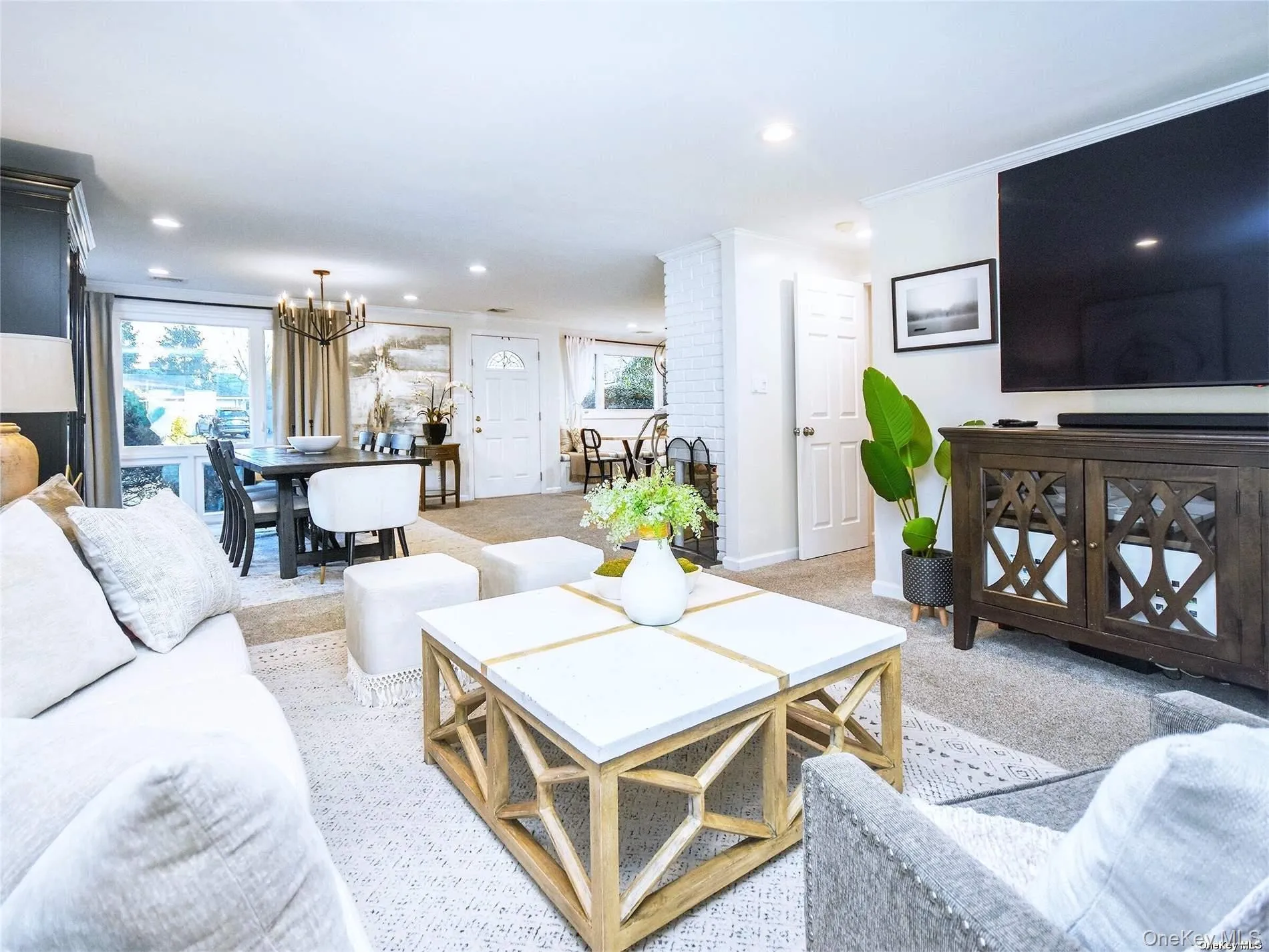 1 Appletree Lane, Oyster Bay, NY, 3 Bedroom Bedrooms, 7 Room Rooms,2 BathroomBathrooms,Residential Lease,For Rent,Appletree,0,1059091 1 Appletree Lane, Oyster Bay, NY, 3 Bedroom Bedrooms, 7 Room Rooms,2 BathroomBathrooms,Residential Lease,For Rent,Appletree,0,1059091