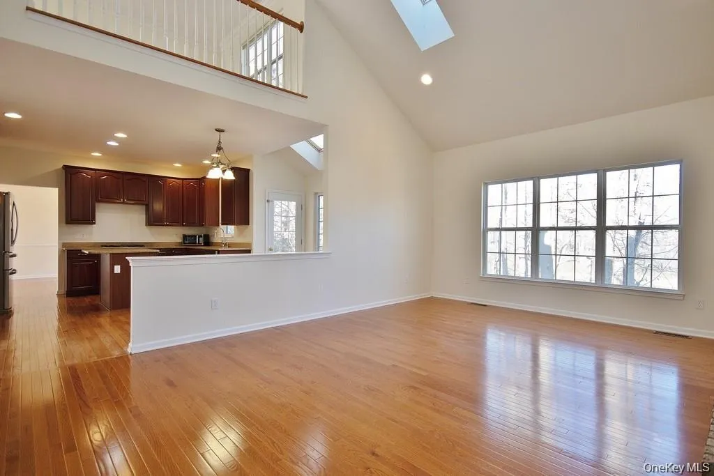615 Creekside Lane, Fishkill, NY, 3 Bedroom Bedrooms, 9 Room Rooms,2 BathroomBathrooms,Residential Lease,For Rent,Creekside,0,1059093 615 Creekside Lane, Fishkill, NY, 3 Bedroom Bedrooms, 9 Room Rooms,2 BathroomBathrooms,Residential Lease,For Rent,Creekside,0,1059093
